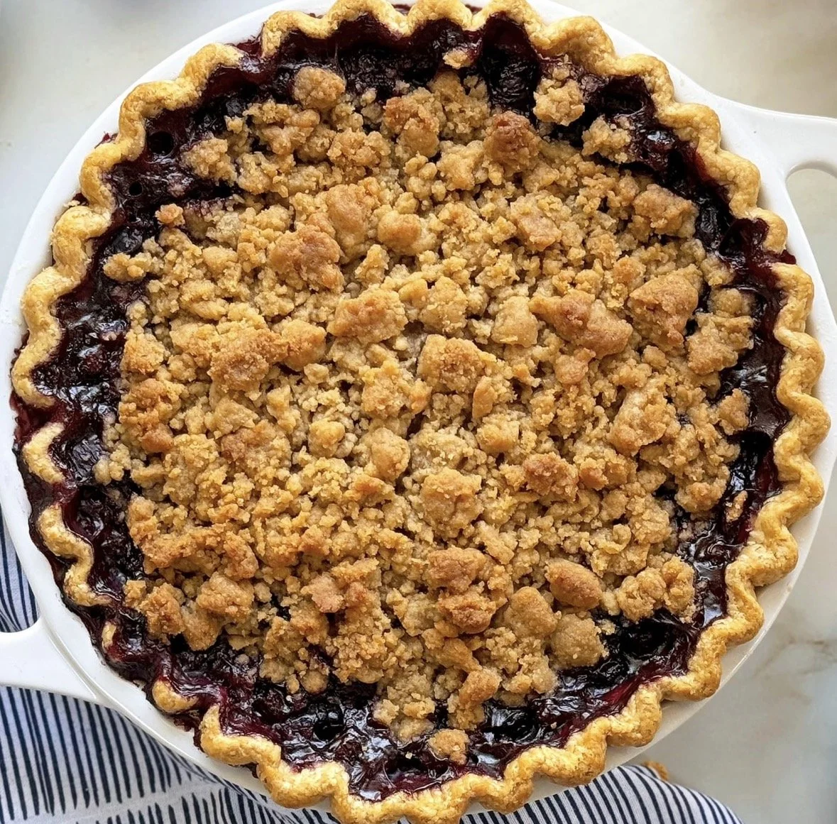 Blueberry Crumb Pie