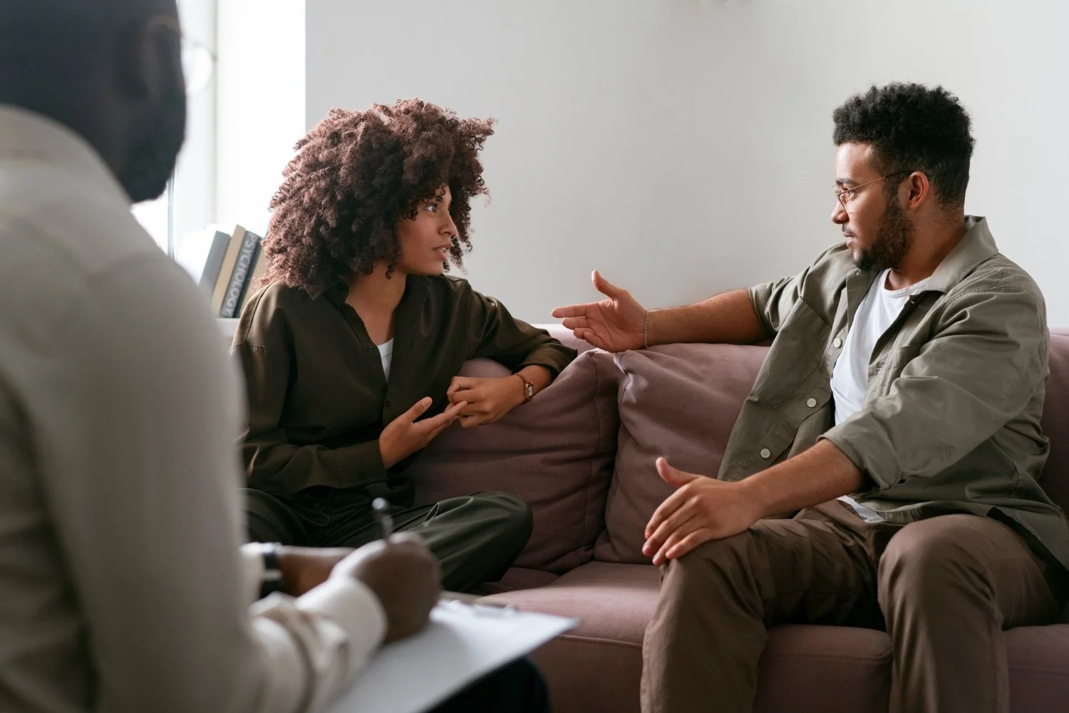 How warm directness and human connection accelerate therapeutic growth