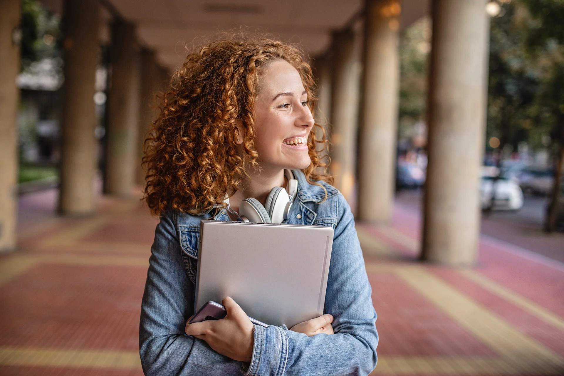 The Futures Forward program aims to help youth to create support for financial counselling, personal counselling, emotional support, and employment training.