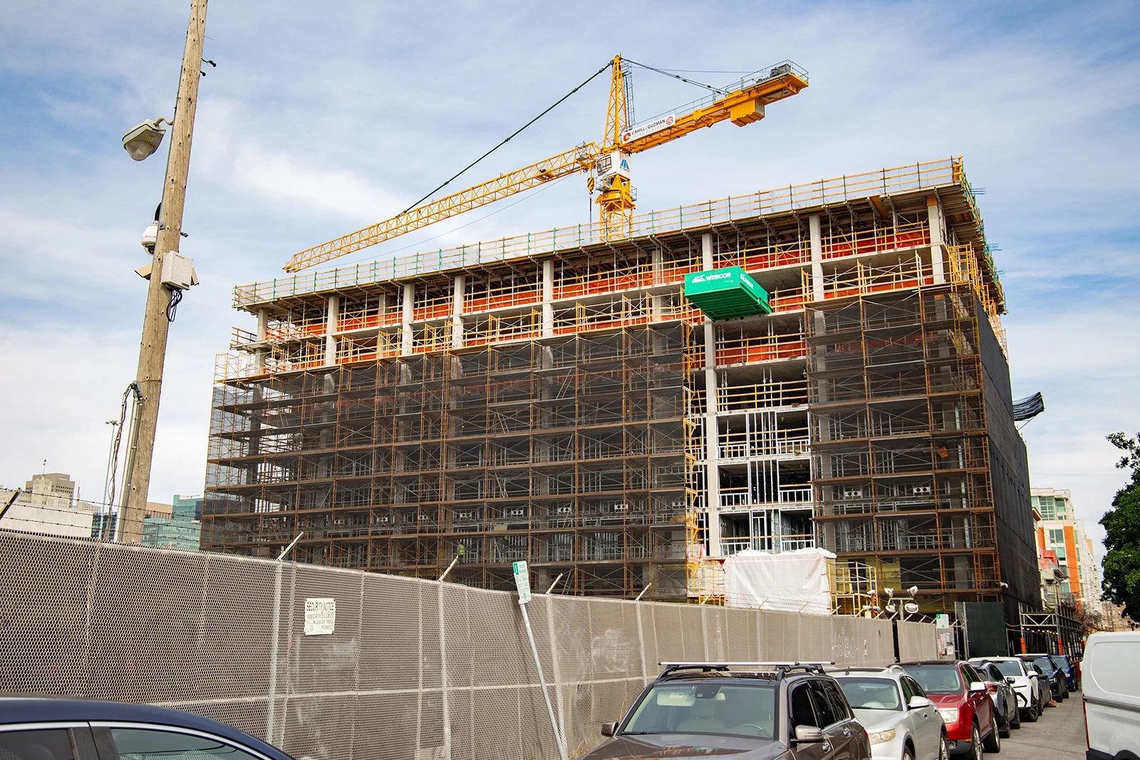 02_160_Freelon_Exterior_InPro.jpg