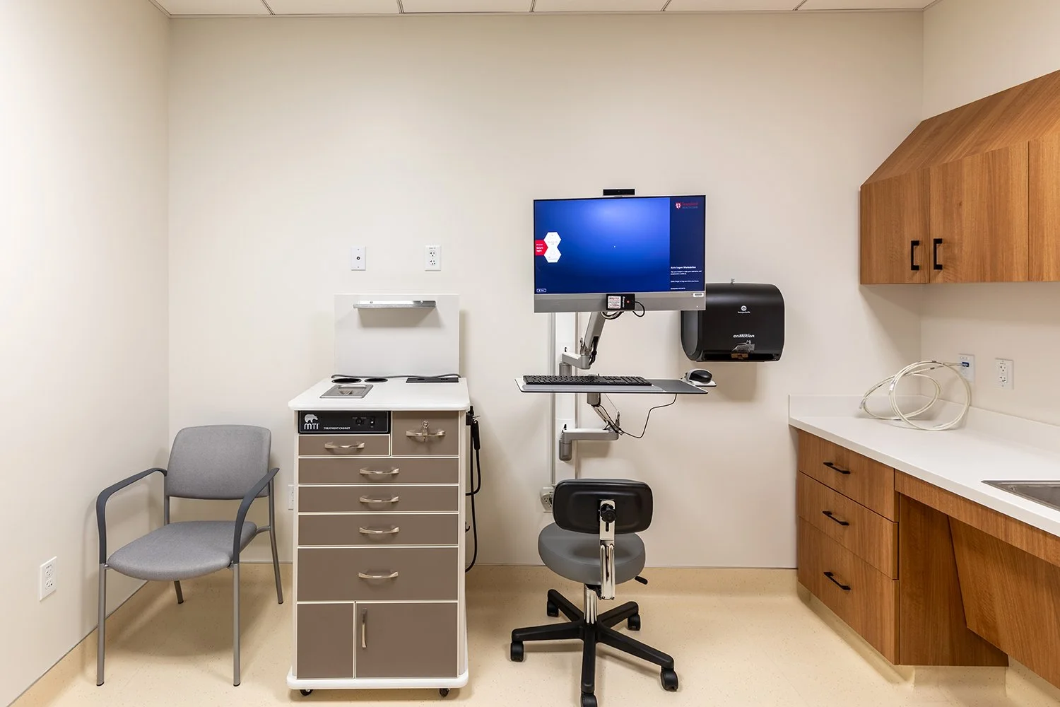 03_SHC_ENT_Clinic.jpg
