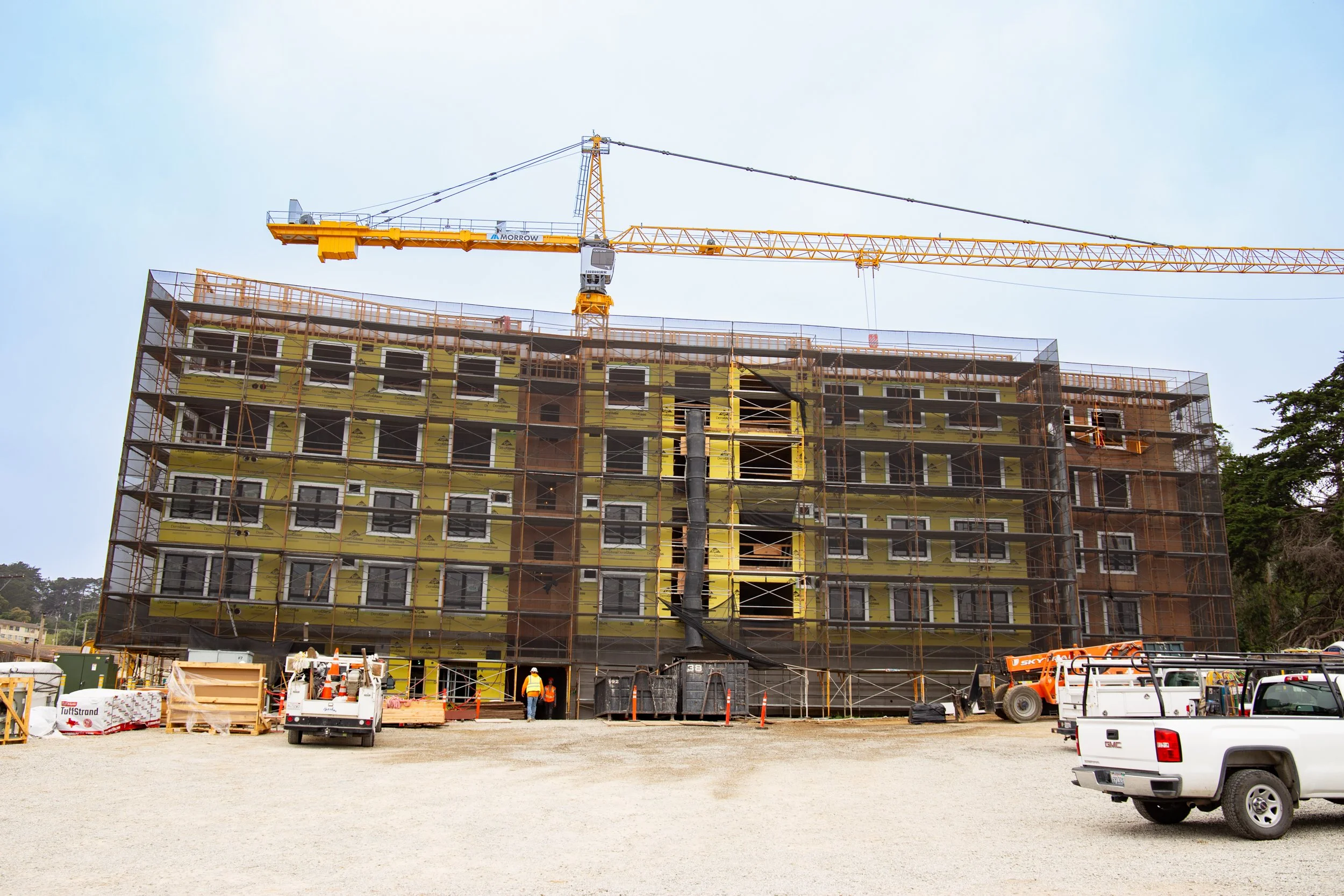 Sunnydale_Topping_Out_Block_9-12.jpg