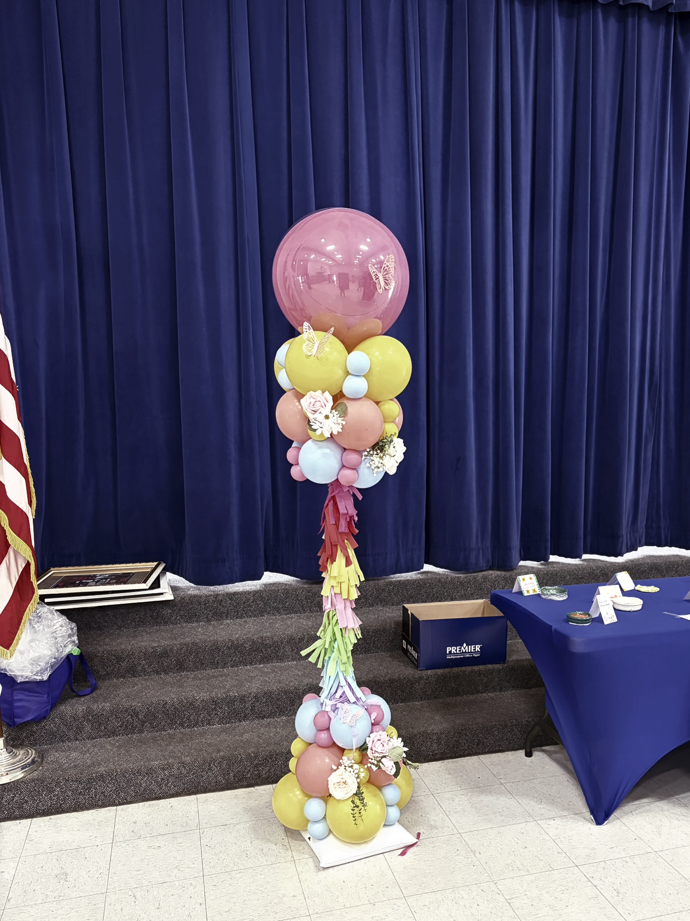 Heavenly Balloons Column (8).png