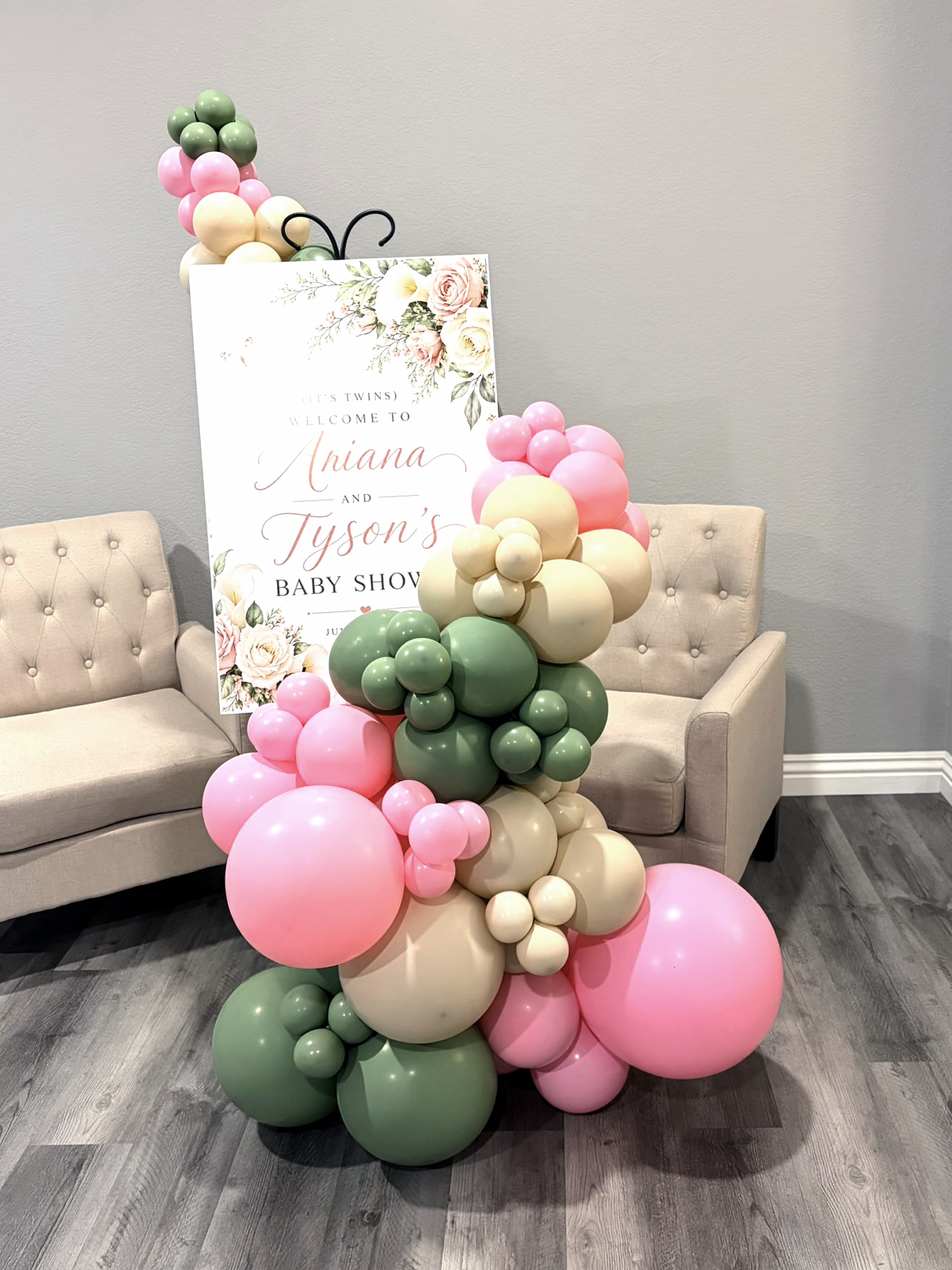 Heavenly Balloons Welcome Station (3).png