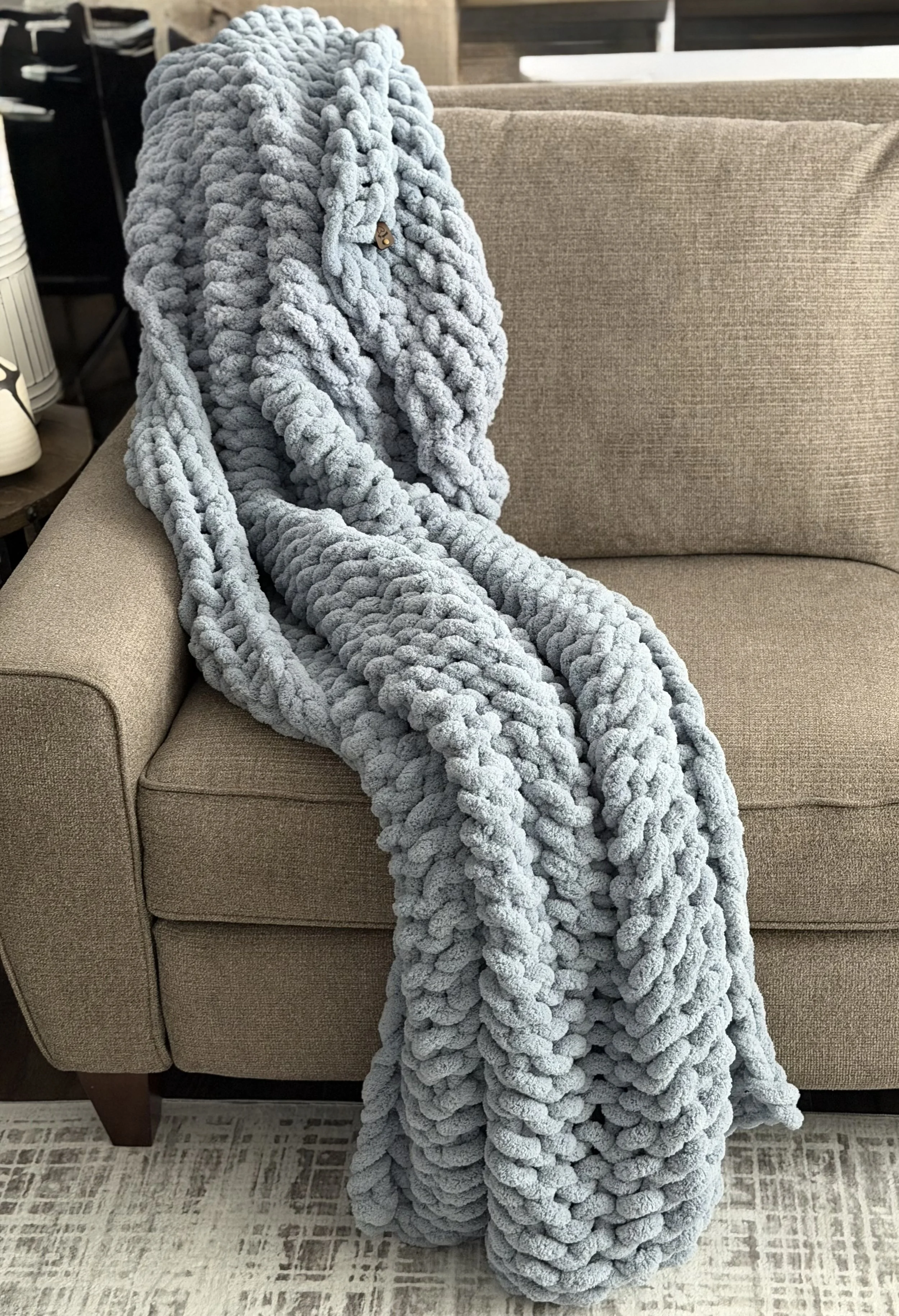 Sky Chunky Knit Blanket
