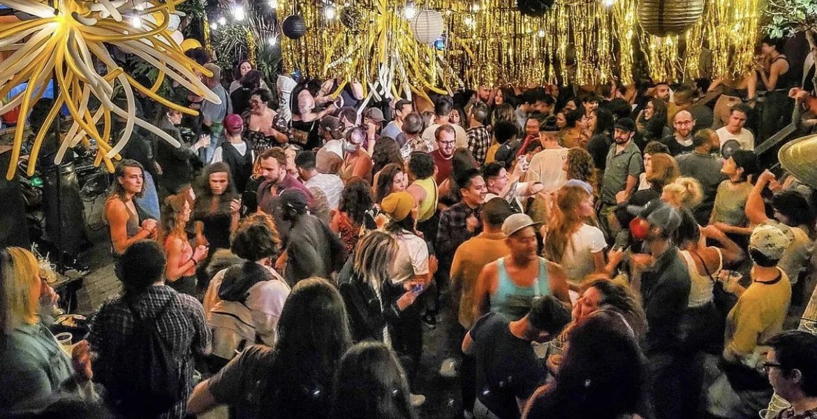party1.jpg