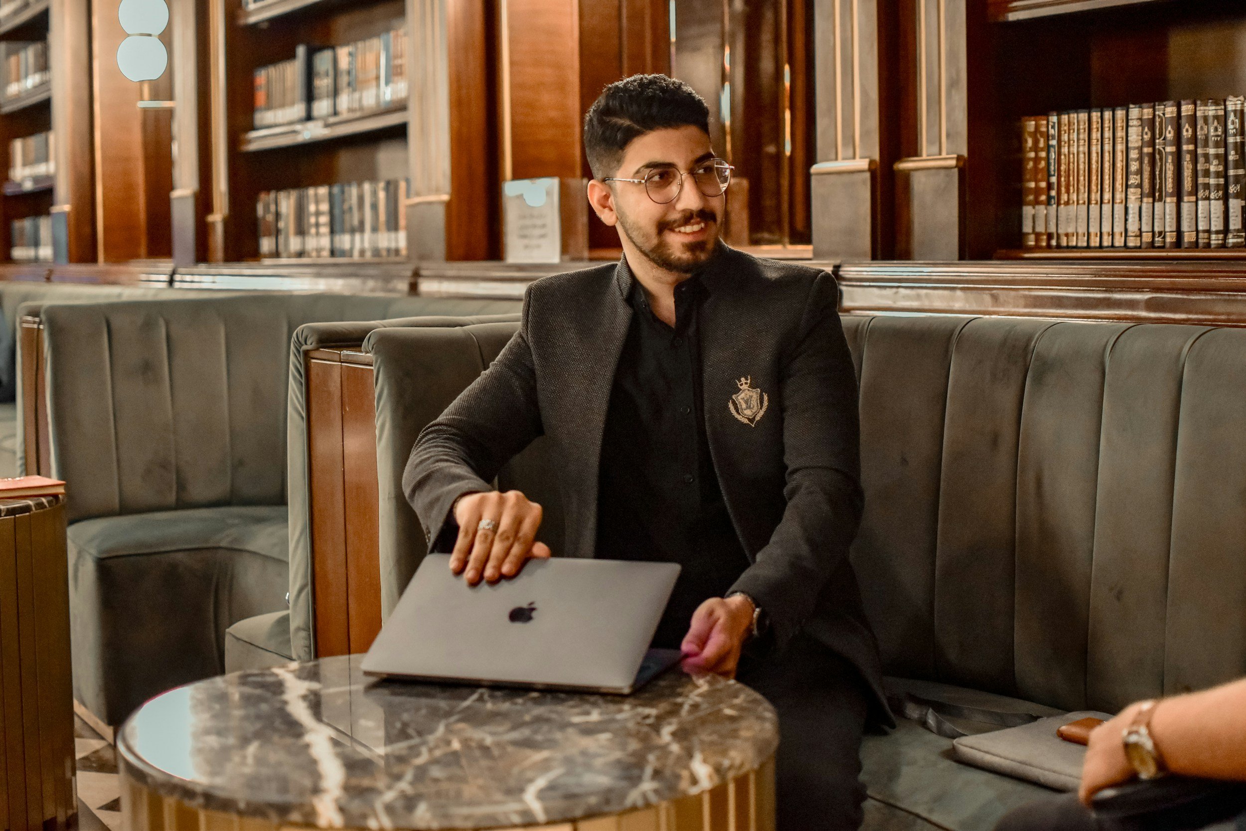 Transitioning from Manager to Senior Leader with Dunke Afe