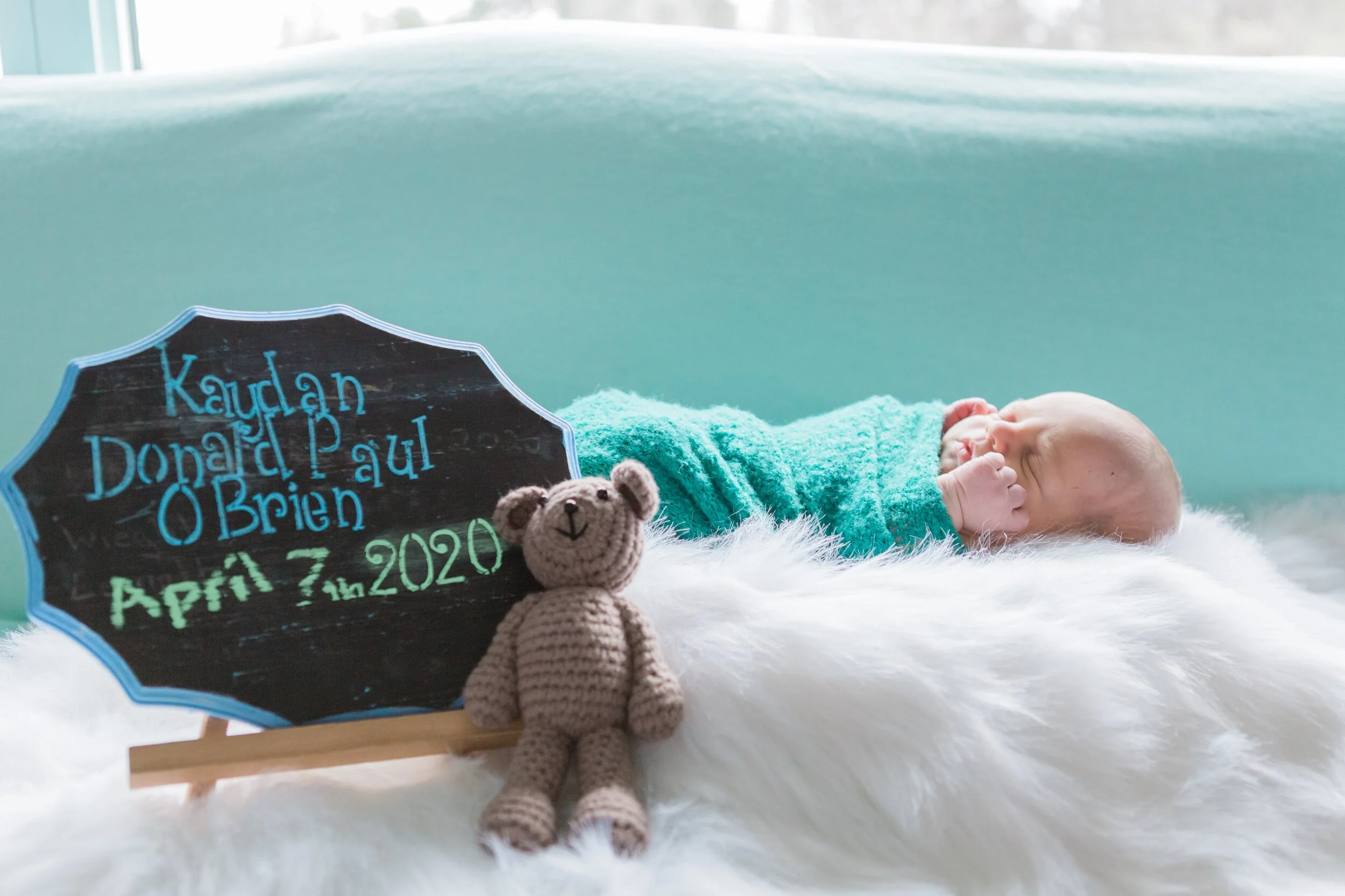 KaydanNewborn_EmilyMaeAnnPhotography2020-13.jpeg