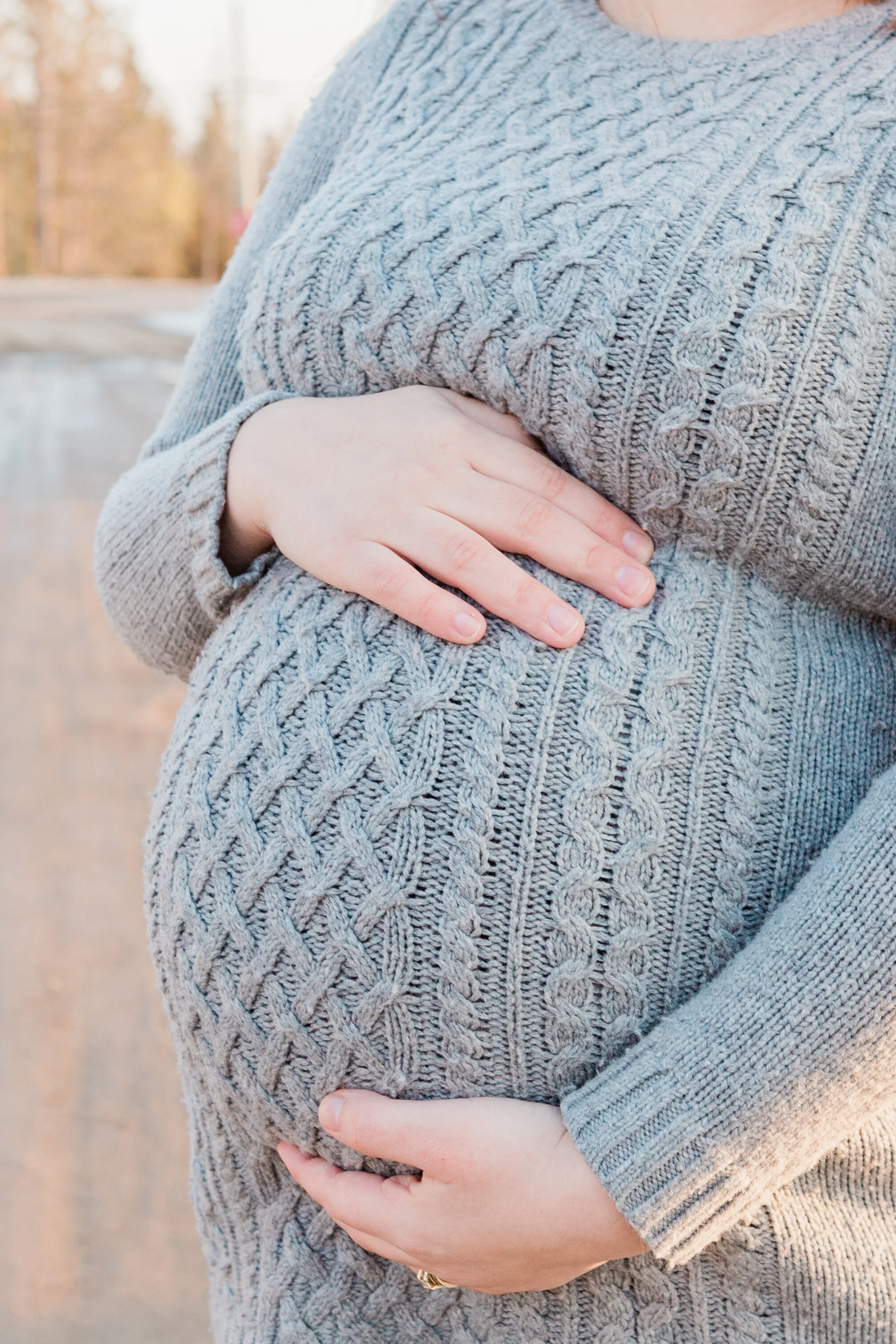 Rachel&KeelanMaternity_EmilyMaeAnnPhotography-15.jpg