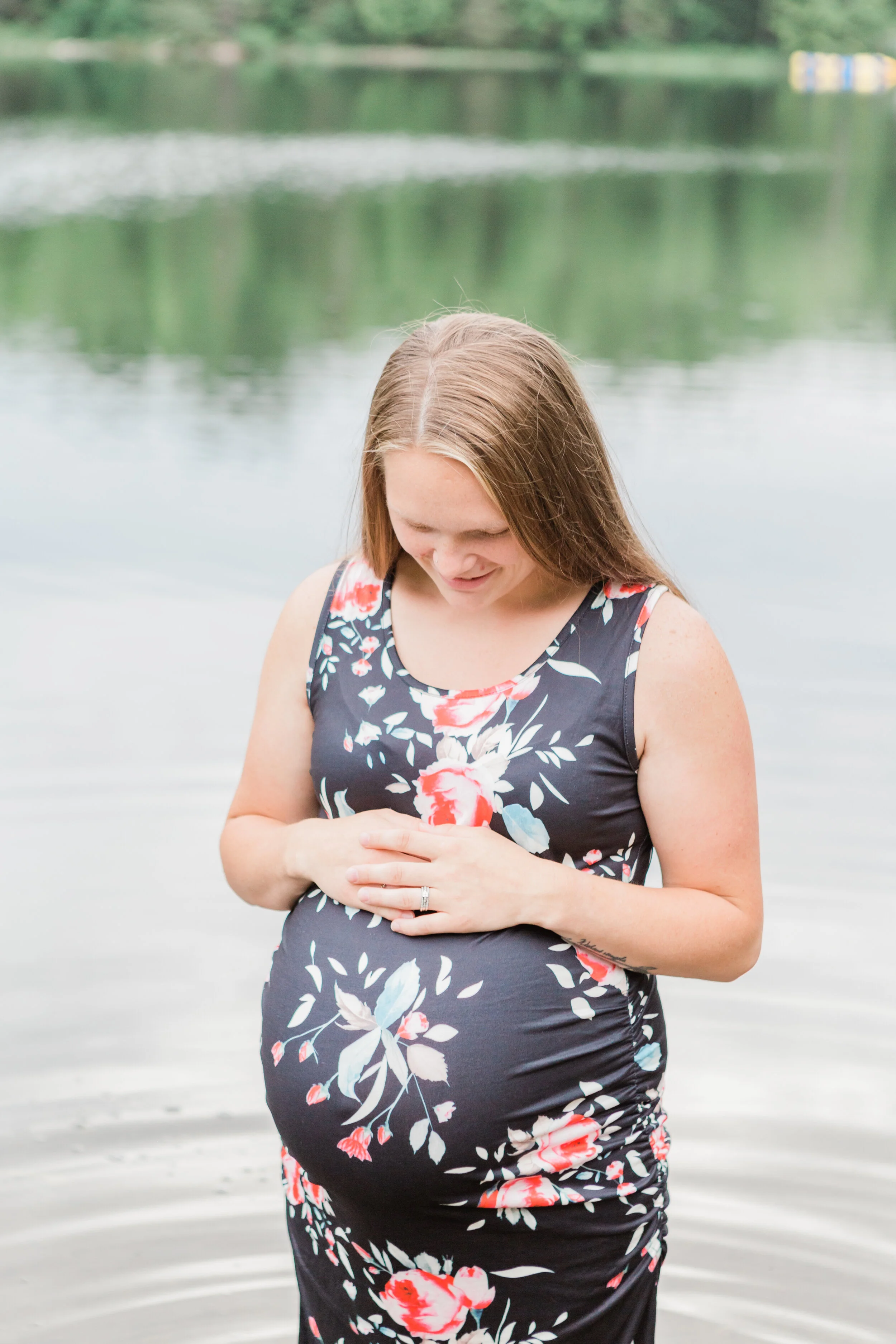 Amber&ShawnMaternity_EmilyMaeAnnPhotography2020-46.jpg