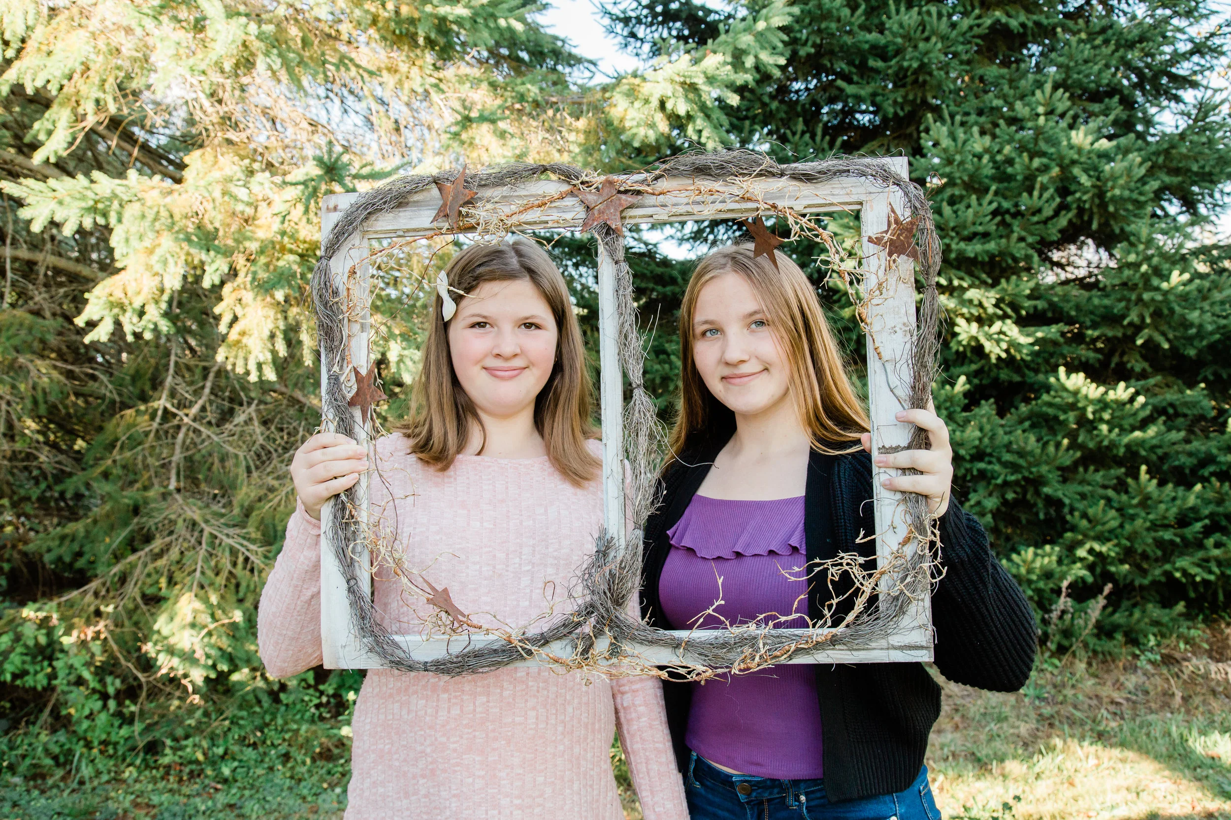 Sisters_EmilyMaeAnnPhotography.jpg