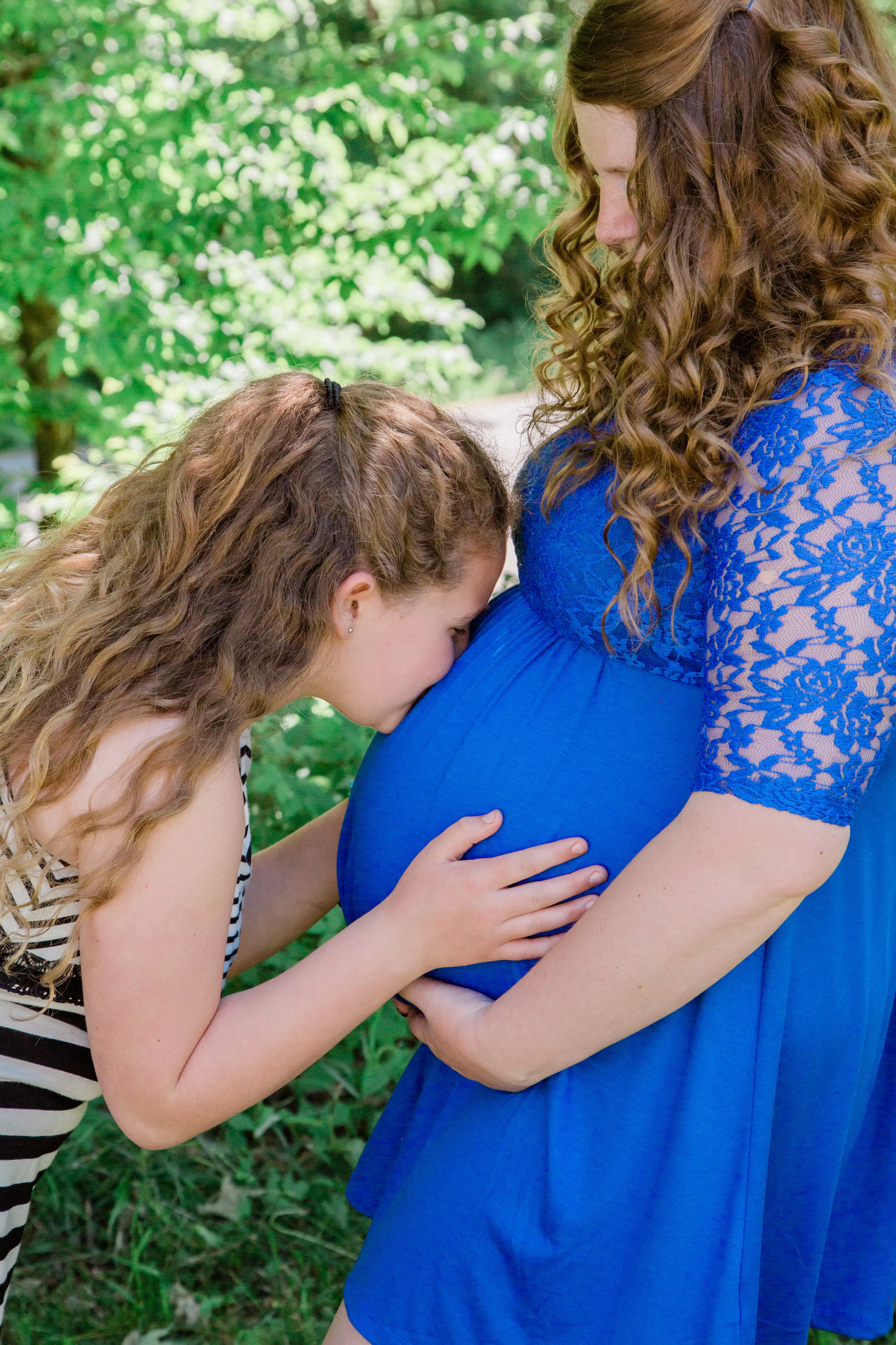 SalarFamilyMaternity_EmilyMaeAnnPhotography-6.jpg