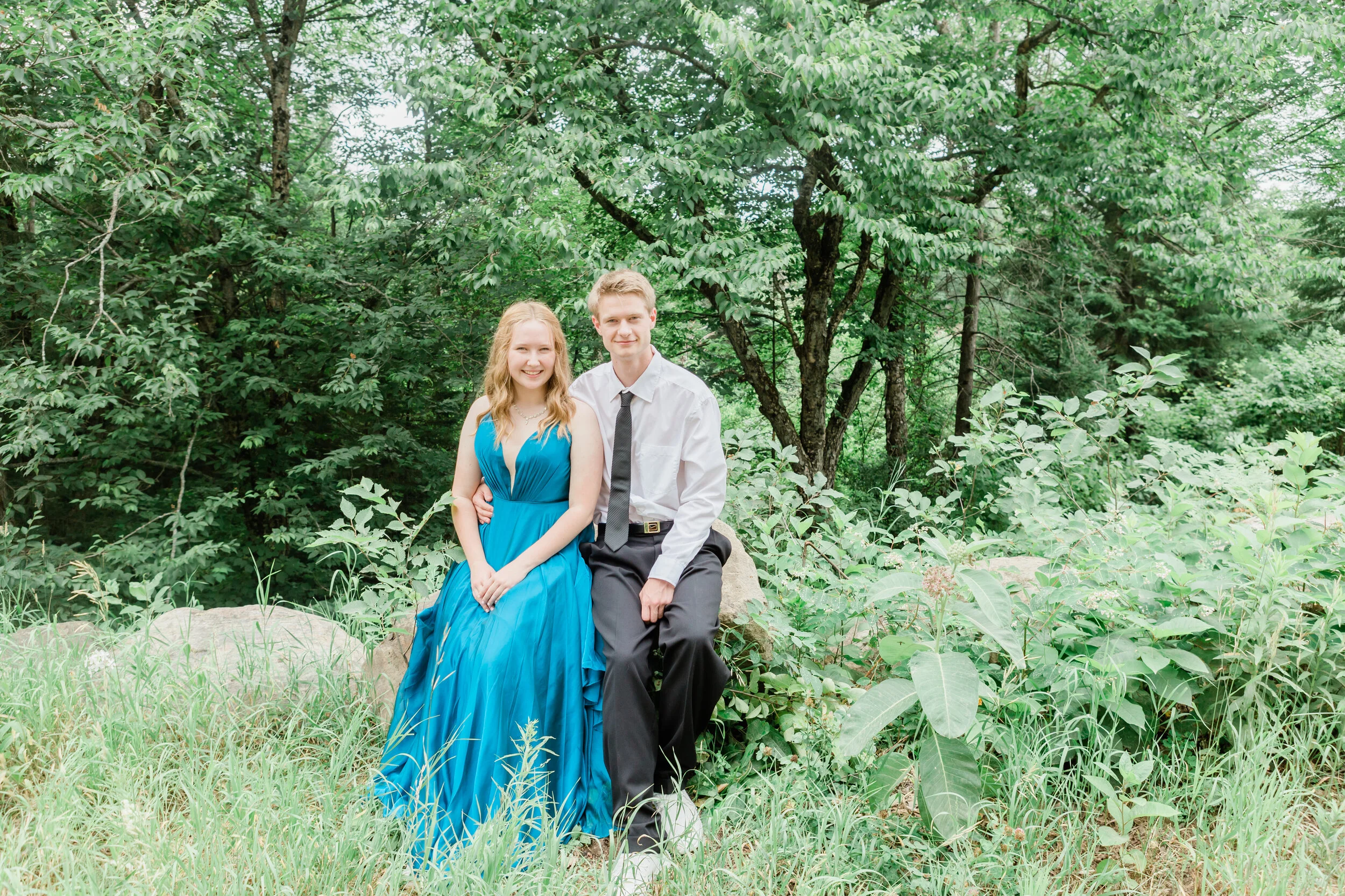 Brianne&DylanProm_EmilyMaeAnnPhotography2020-5.jpg