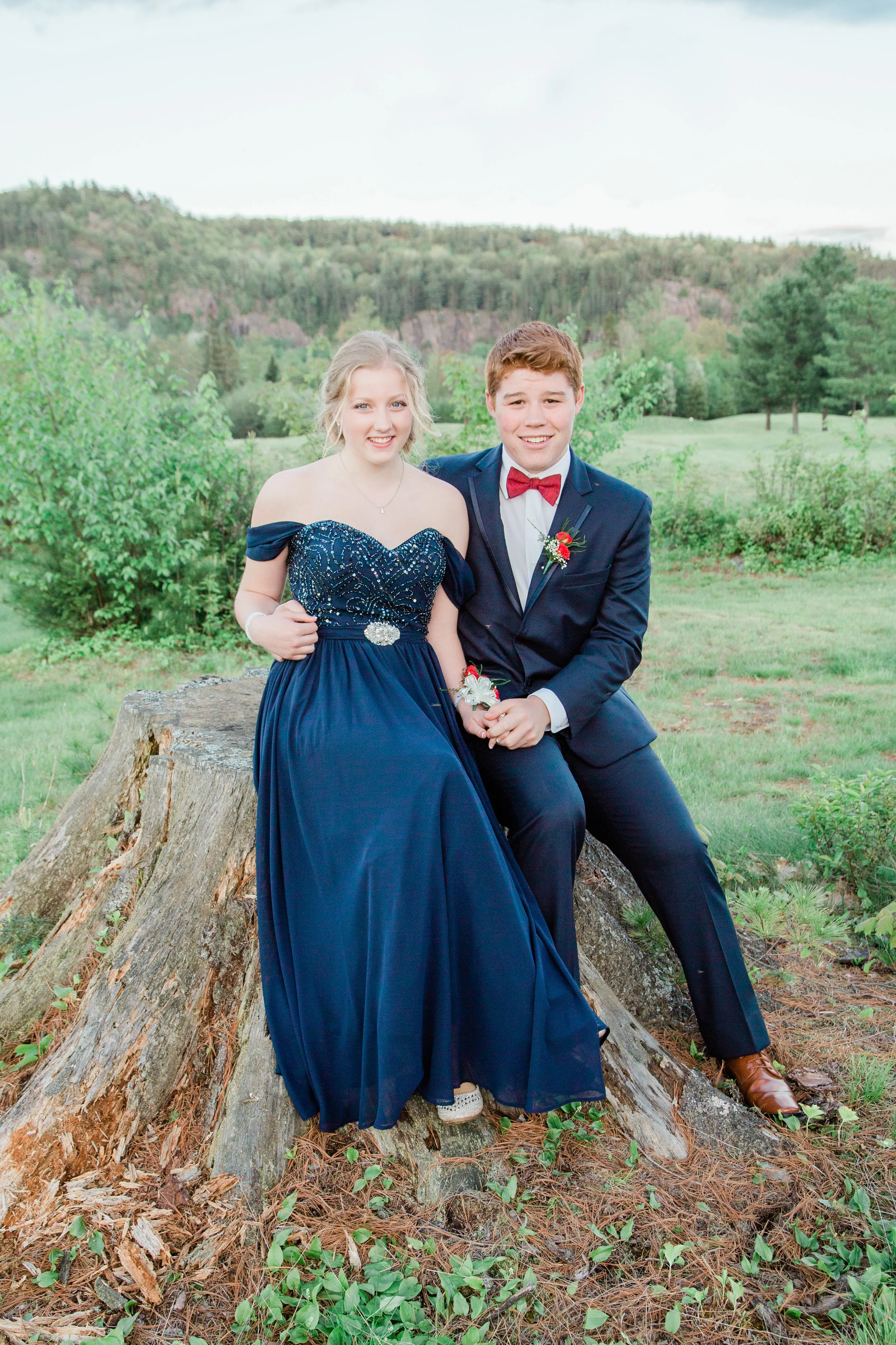 NHHSProm2017_EmilyMaeAnnPhotography-7.jpg