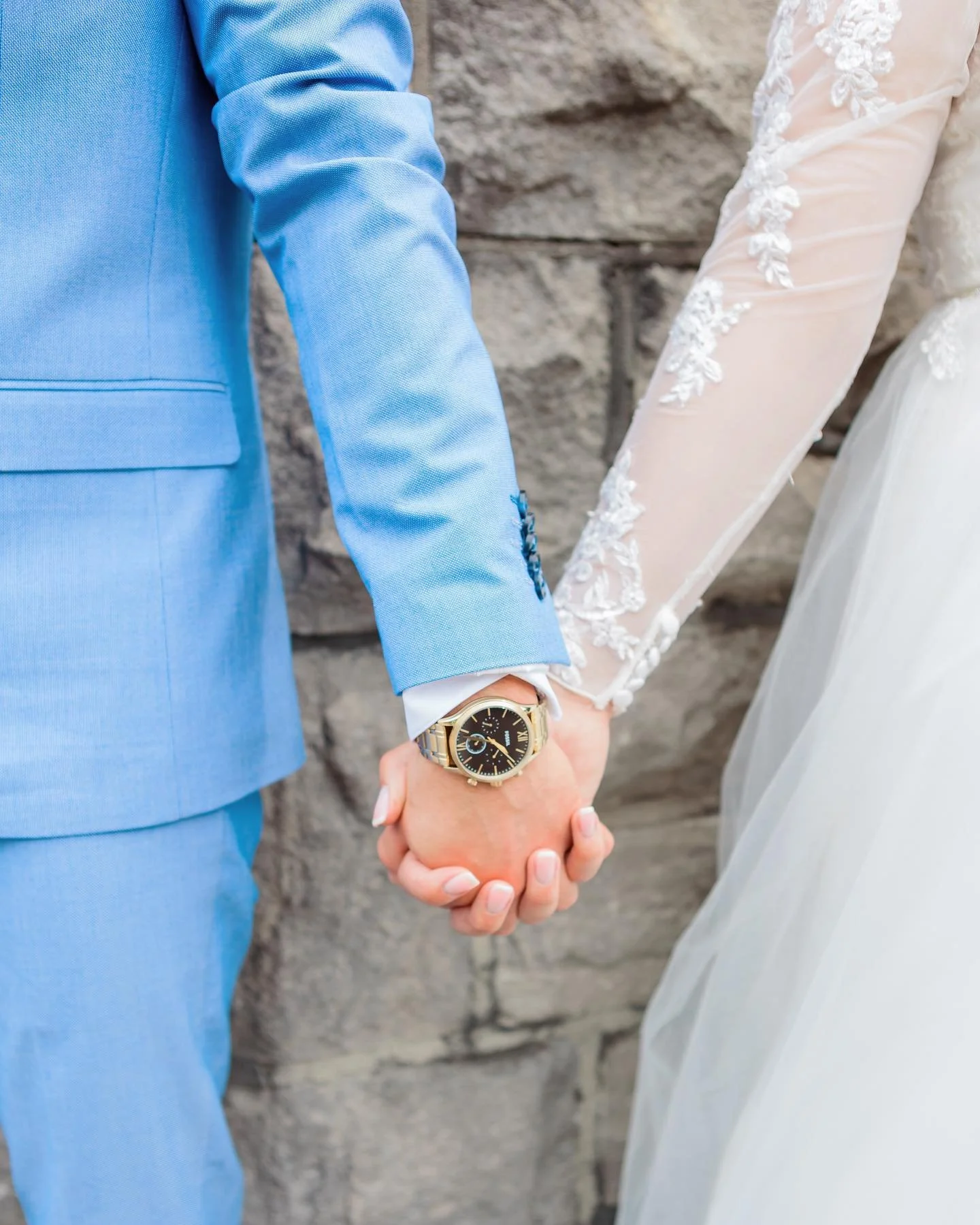 Here&rsquo;s a quick look at one of my first weddings of the 2022 wedding season. We got lucky enough to sneak in a few photos of their pre-ceremony prayer outside before the heavy rain started. It was a beautiful way for the couple to have a moment 