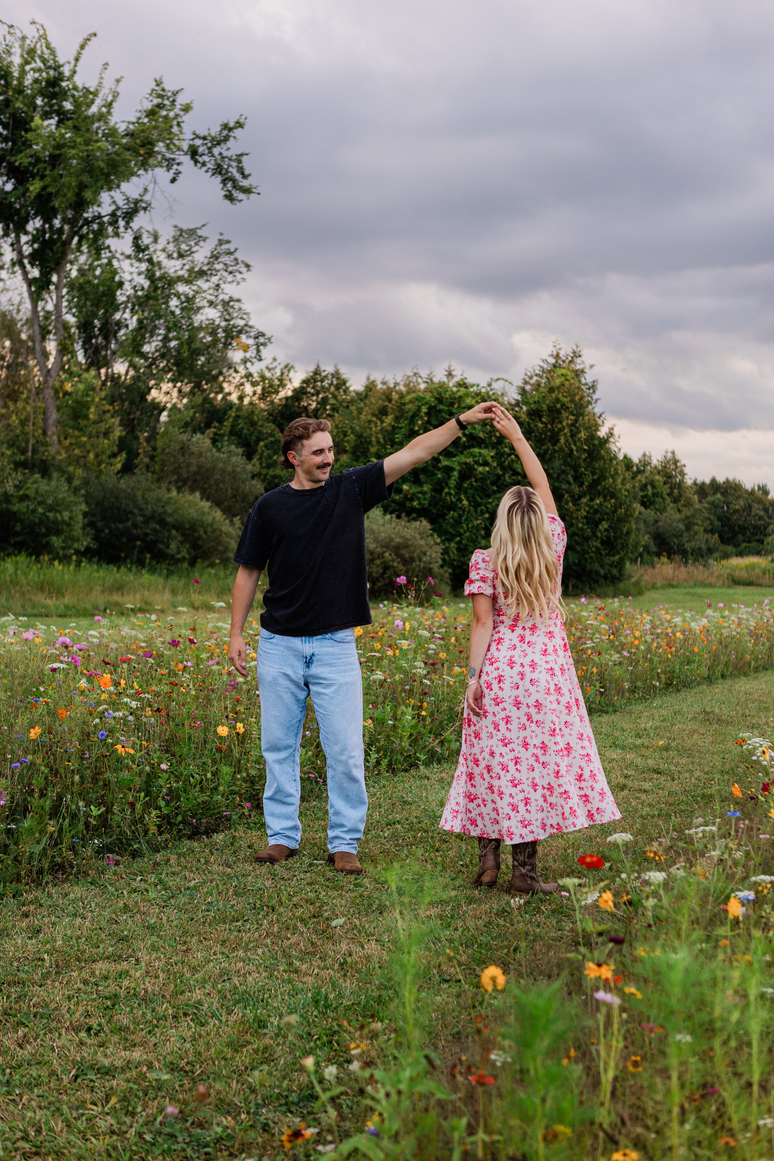 Makena&AidanFlowerField_EmilyMaeAnnPhotography2026-40.jpg