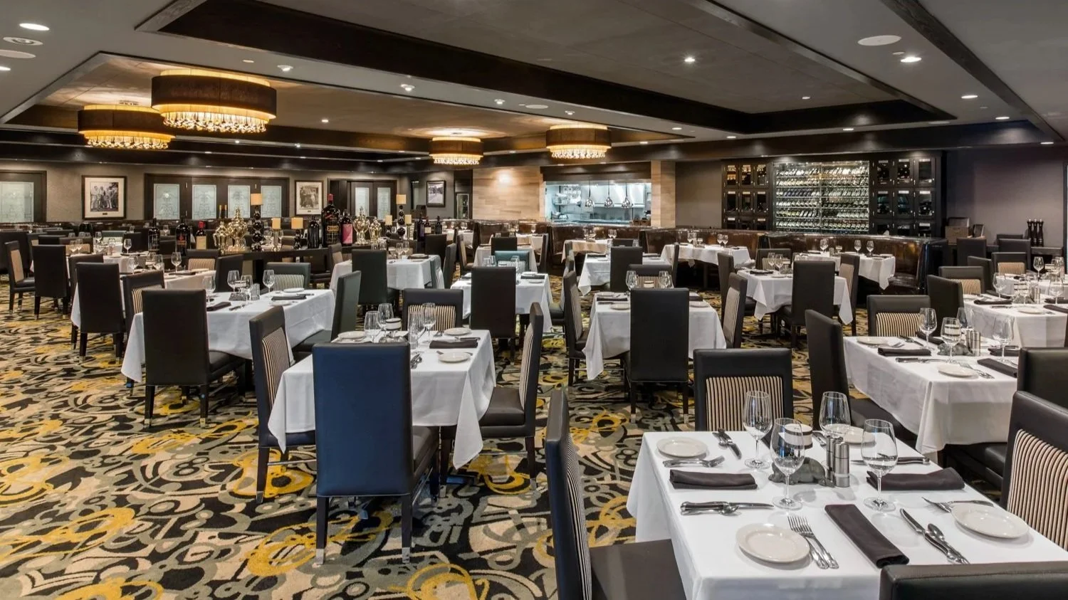 restaurant dining room