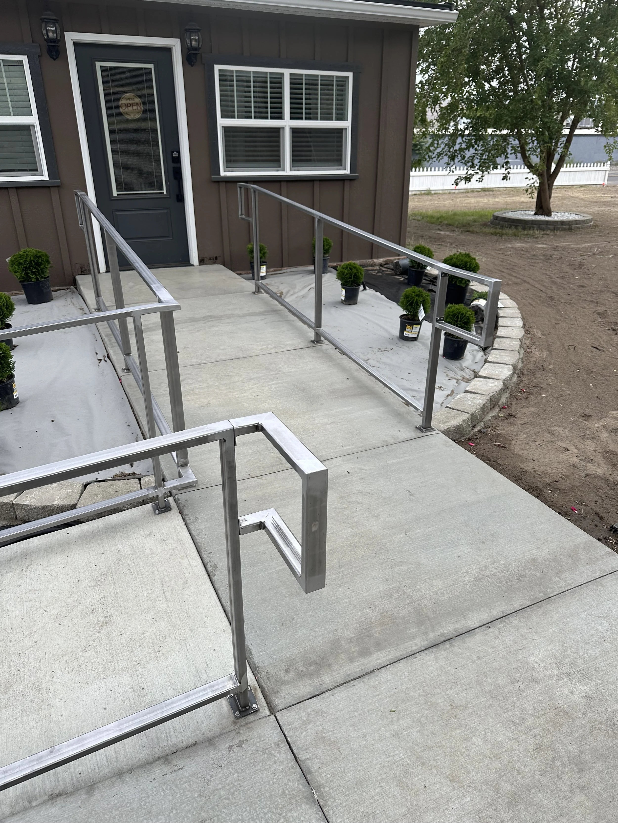 1x2 ADA Compliant - Middle Landing.jpeg