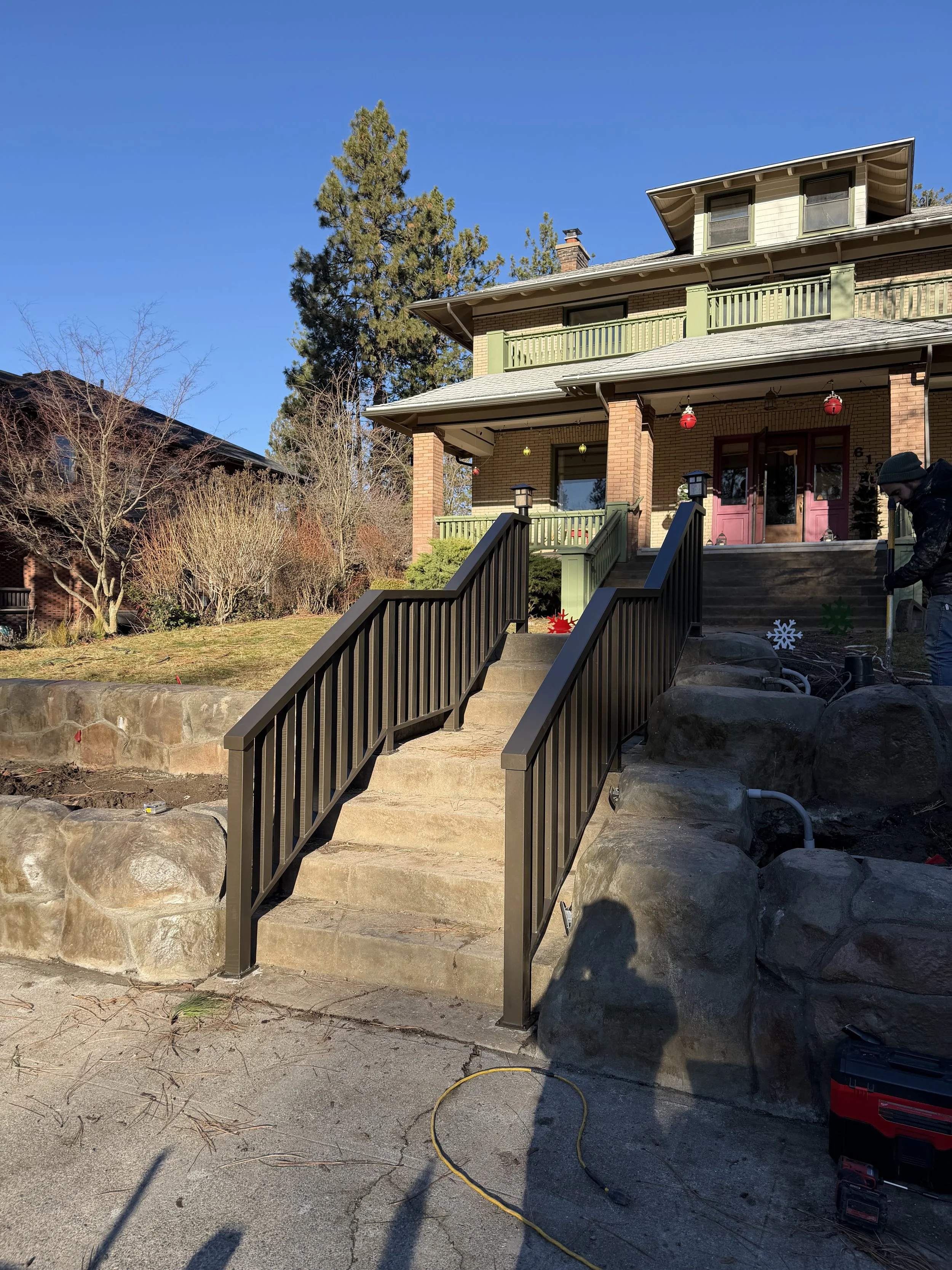 Rock&Petal - Complete (2x4 handrail).jpeg