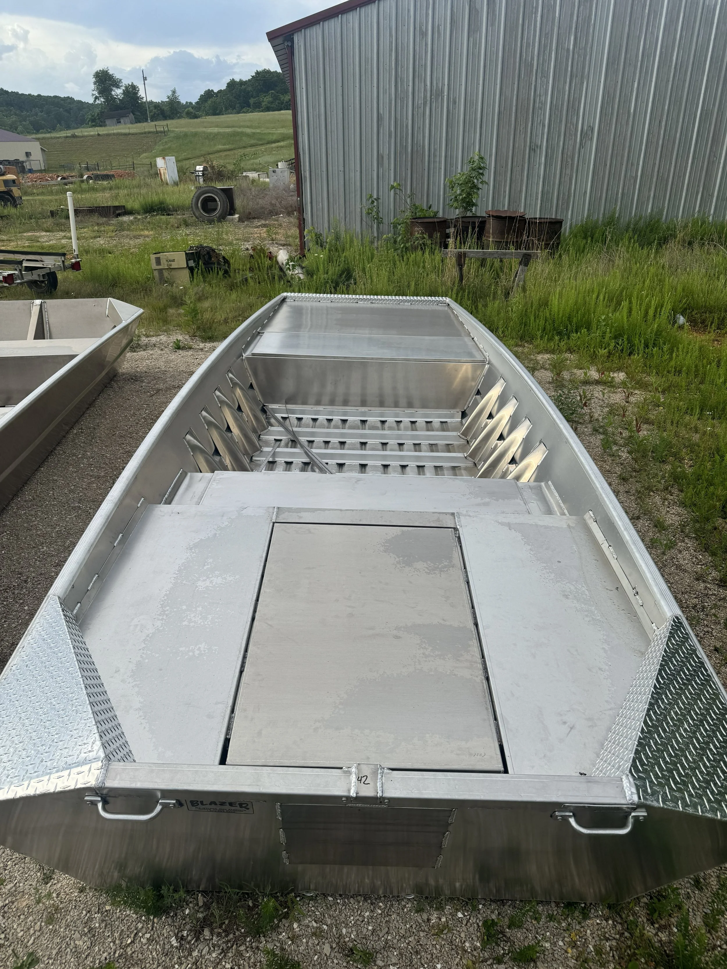 19-56SS, 27" Transom, 48" Deck, 24" Extension, 20" Dry seat 55" Pods, Insert, Flush Corners------ 