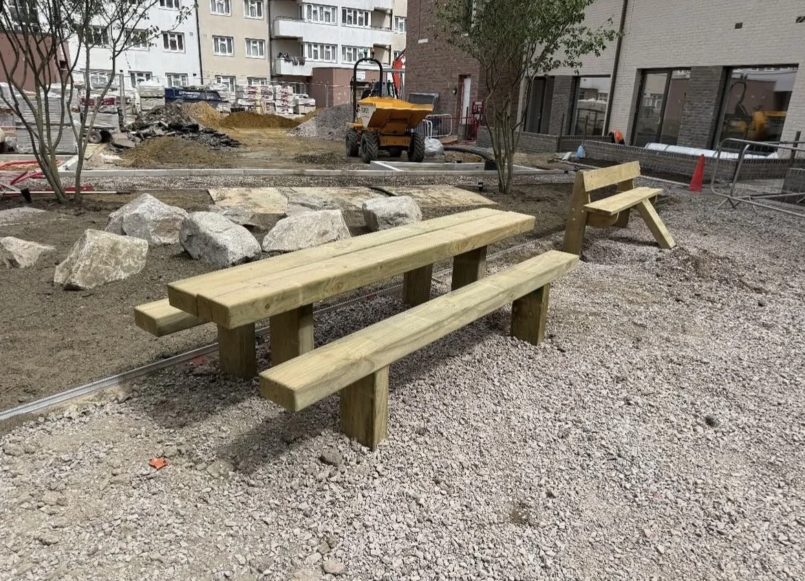 best landscapers near me, landscaping,  site work, contractor, expertly installed, beautiful design, reliable contractor, quick and amazing result. Essex, south east England, London, Kent hertforshire, near me