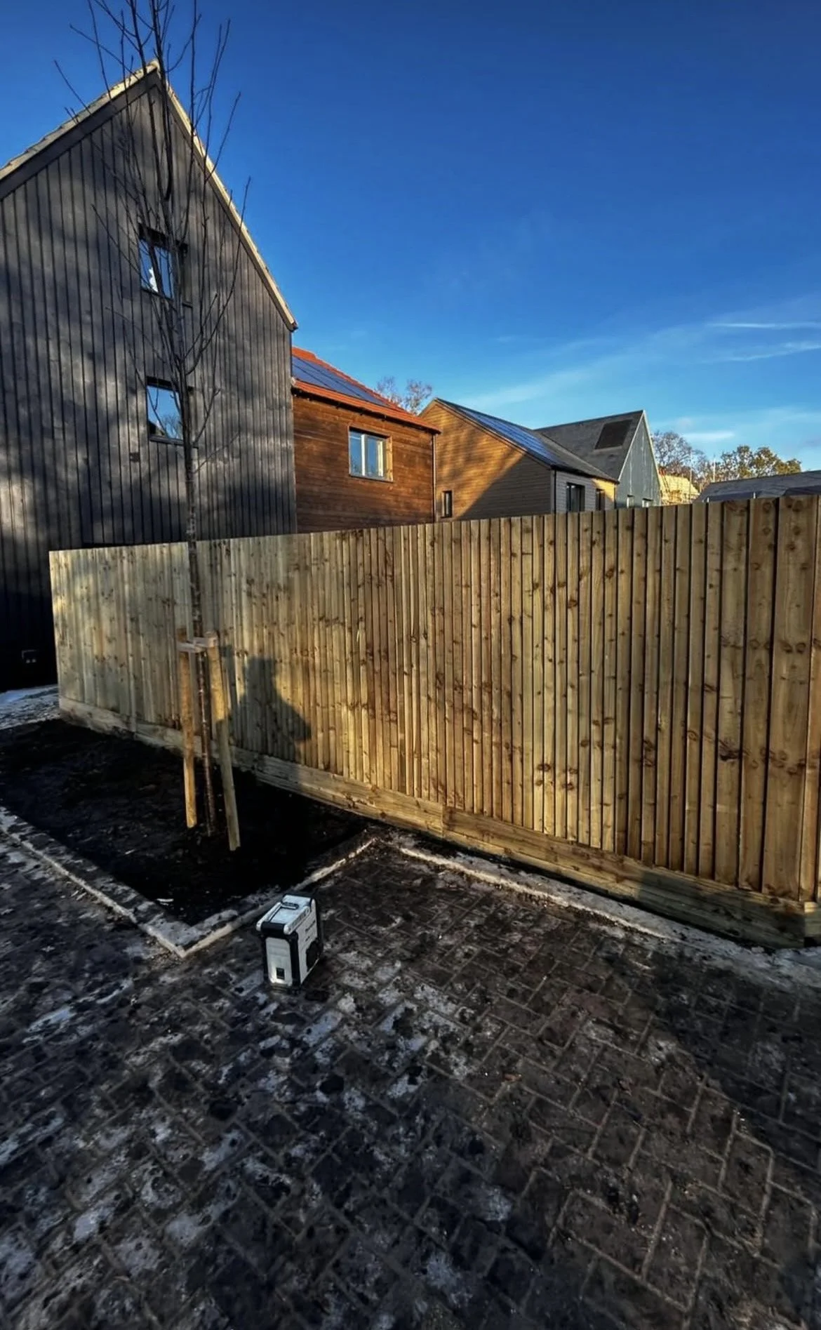best landscapers near me, landscaping,  site work, contractor, expertly installed, beautiful design, reliable contractor, quick and amazing result. Essex, south east England, London, Kent hertforshire, near me