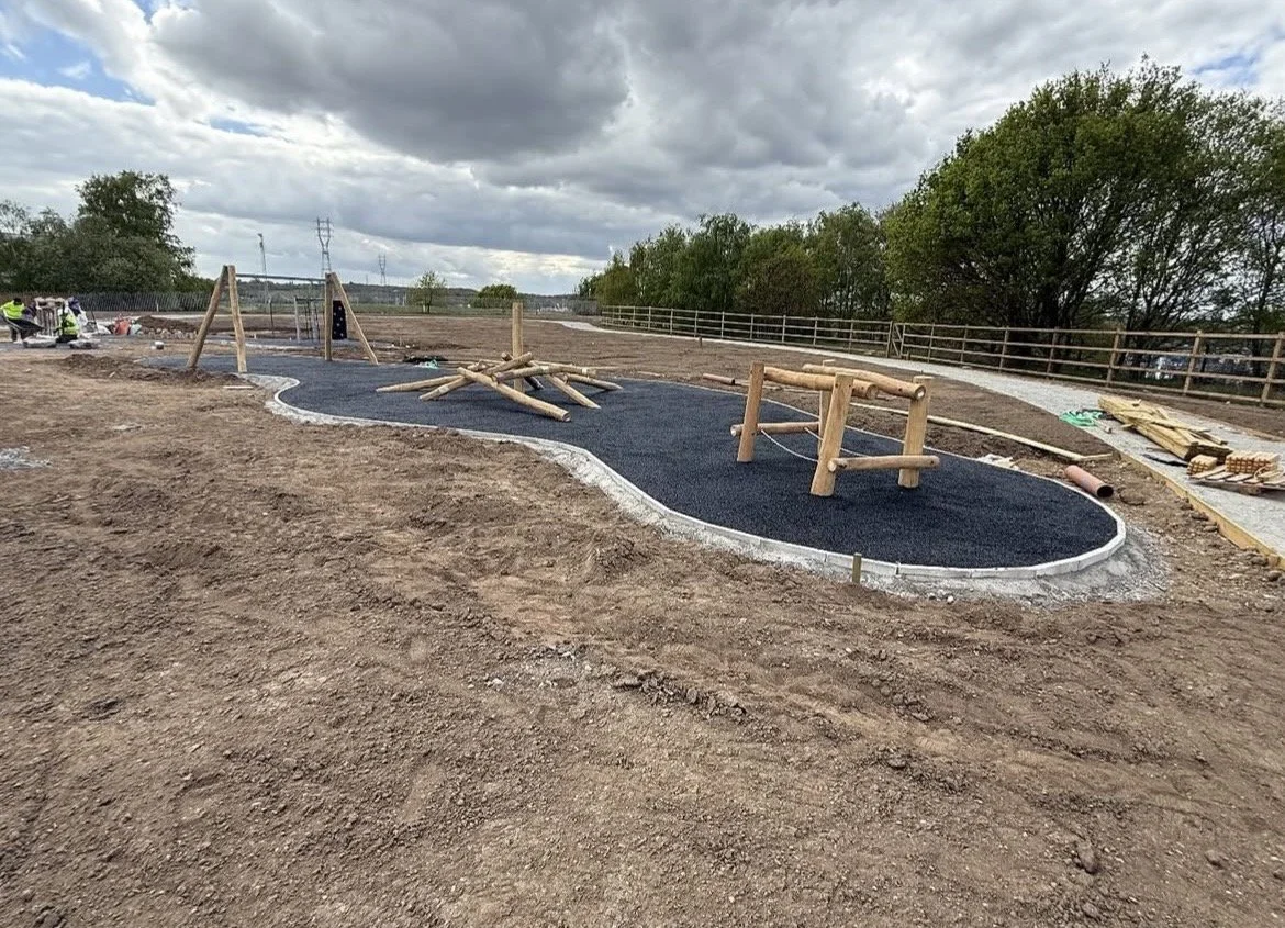 best outdoor wooden structures and carpenters near me,  landscaping,  site work, contractor, expertly installed, beautiful design, reliable contractor, quick and amazing result. Essex, south east England, London, Kent hertforshire, near me