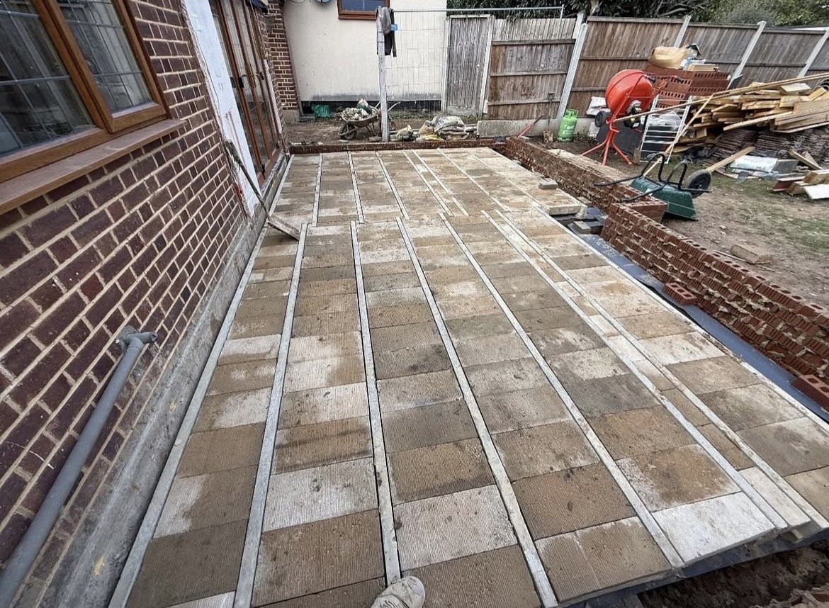 best patio builders near me, best driveway block paving near me,  landscaping,  site work, contractor, expertly installed, beautiful design, reliable contractor, quick and amazing result. Essex, south east England, London, Kent hertforshire, near me
