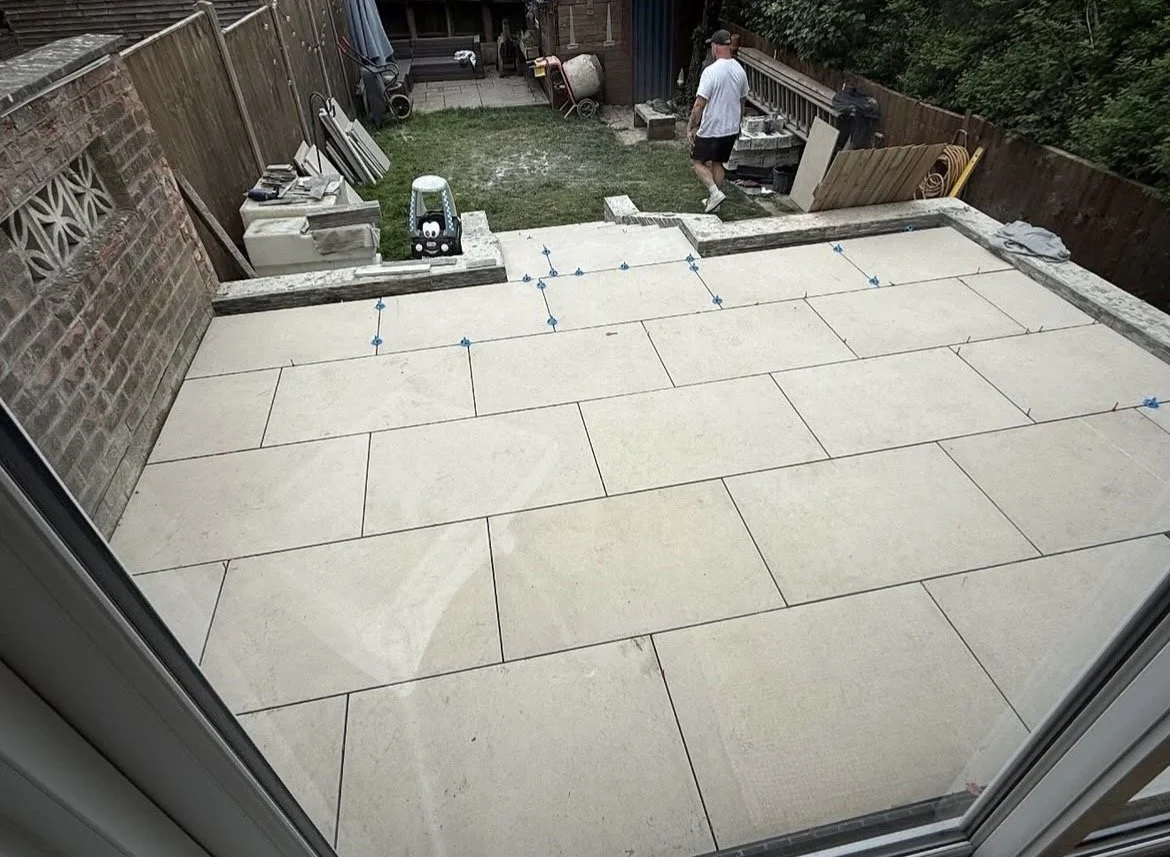 best patio builders near me, best driveway block paving near me,  landscaping,  site work, contractor, expertly installed, beautiful design, reliable contractor, quick and amazing result. Essex, south east England, London, Kent hertforshire, near me