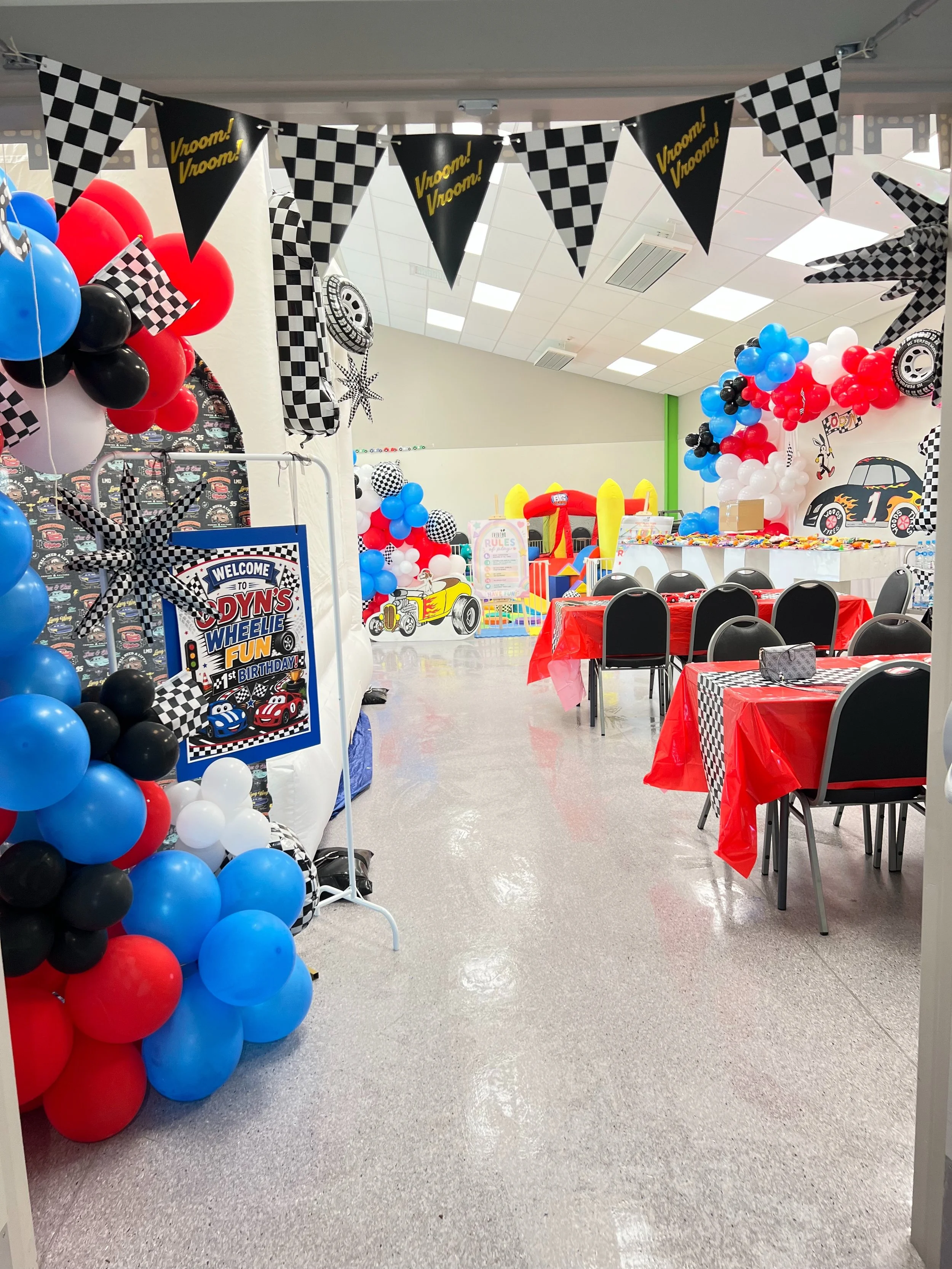 Imagine walking through the doorway and seeing this&hellip; 🤩

Welcome to the ultimate wheelie fun 1st birthday party! 🏎️ 🎉

From the full party planning, setup to the pack down and even the cleaning, we&rsquo;ve got it all covered. All you have t