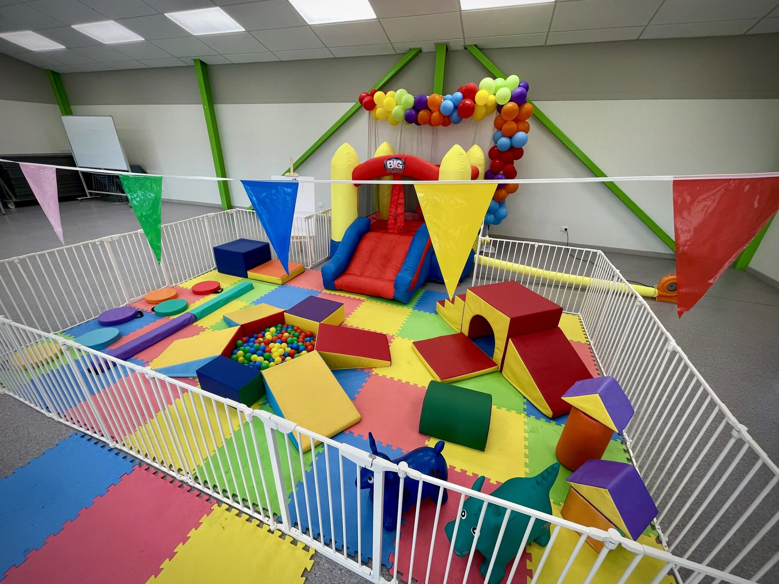 Soft play and bouncy castle hire in the Manawatu