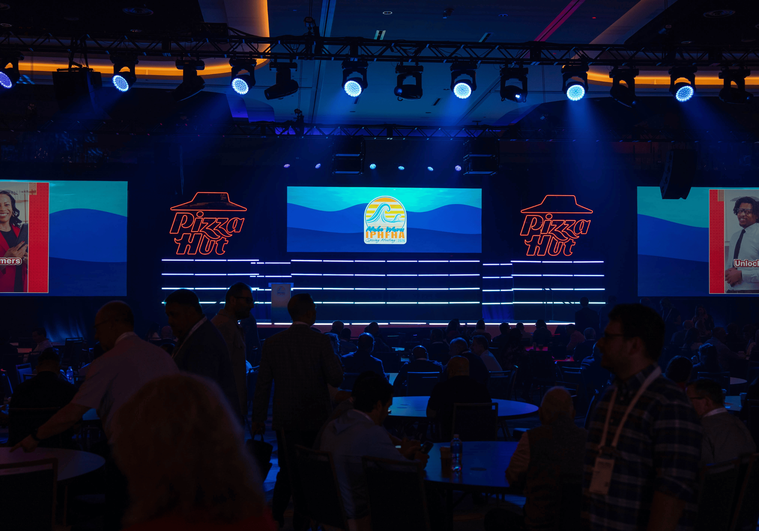 Center shot of the general session at IPHFHA, aka Pizza Hut's national conference. 