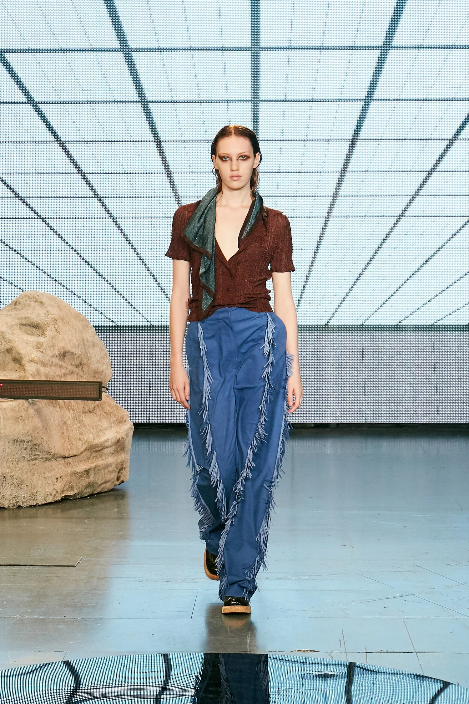20210919_Eftychia_Front+of+House_look+22.webp