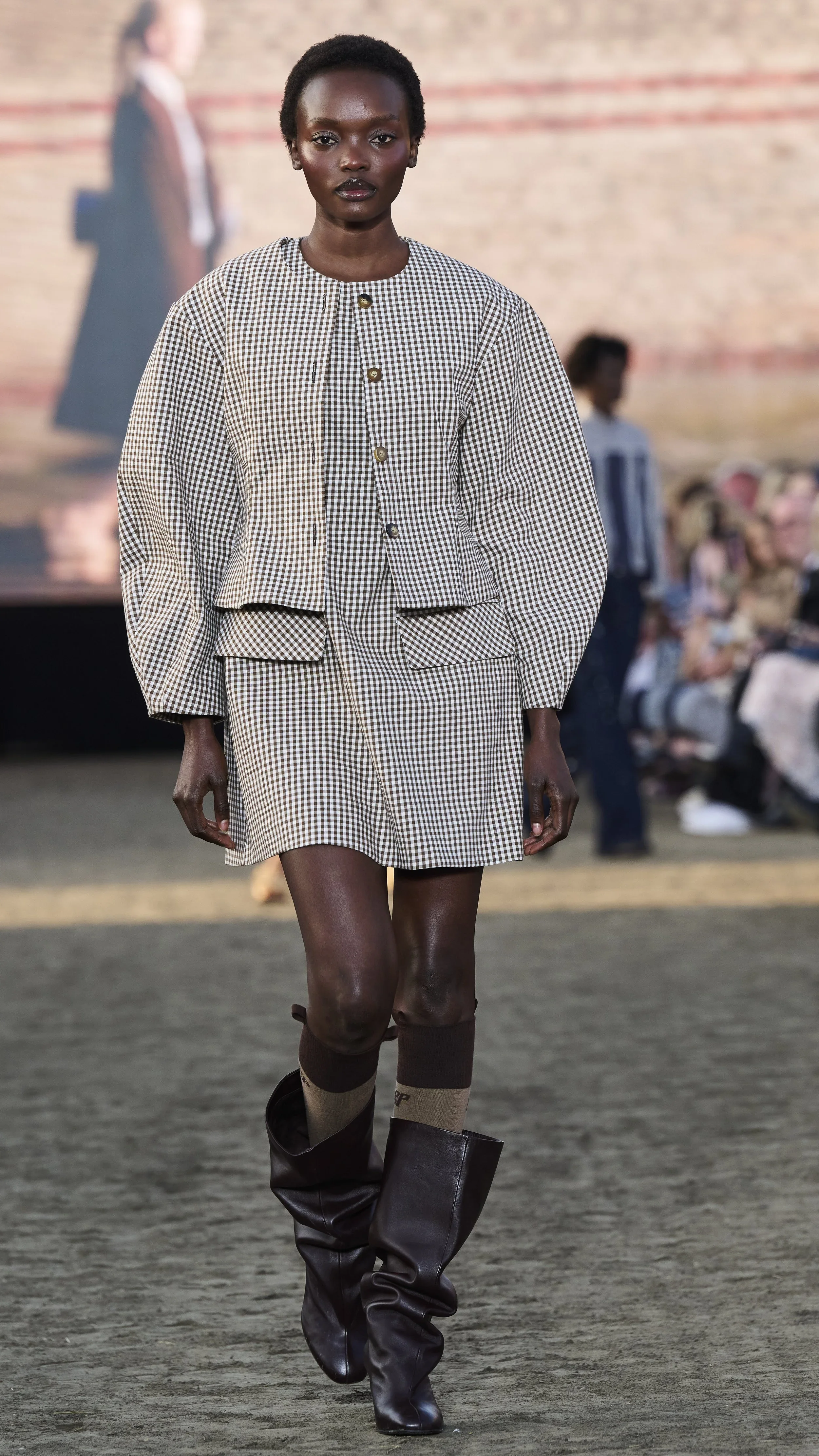 Look+29+of+32+Baum+und+Pferdgarten+SS26.webp