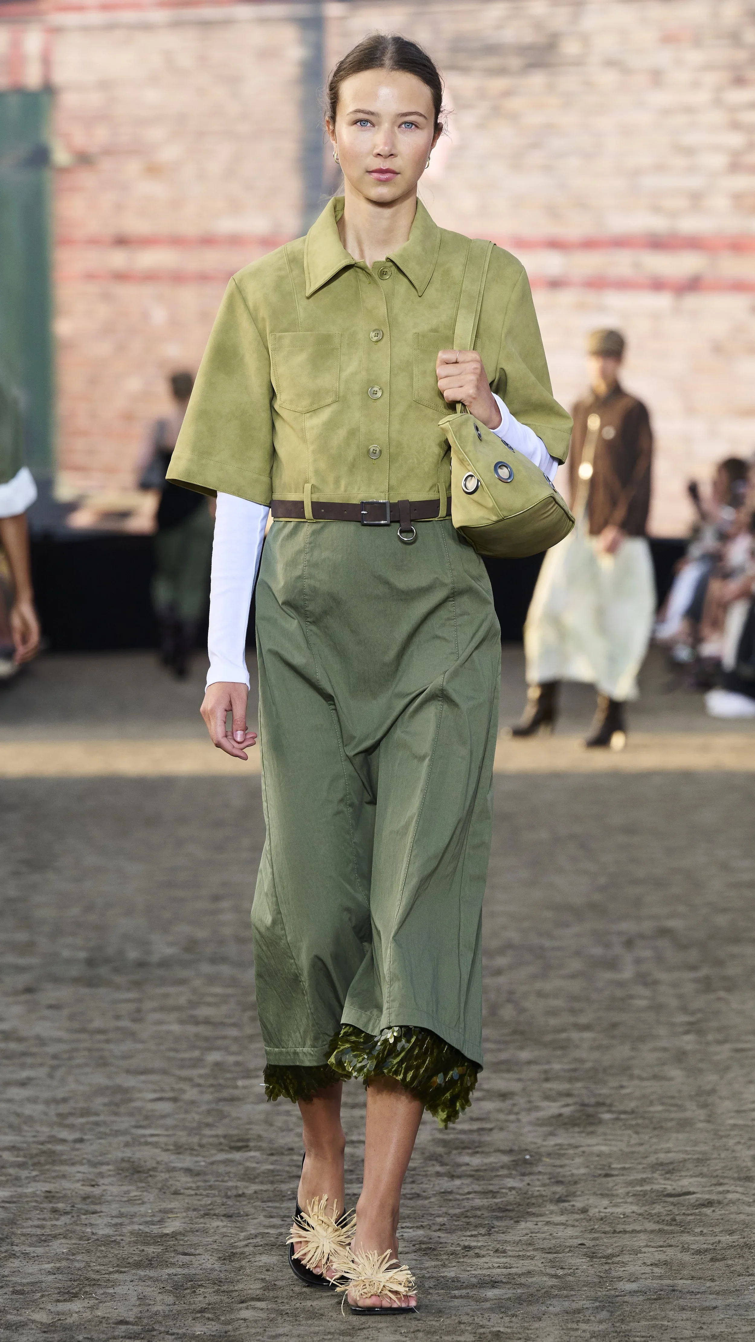 Look+7+of+32+Baum+und+Pferdgarten+SS26.webp