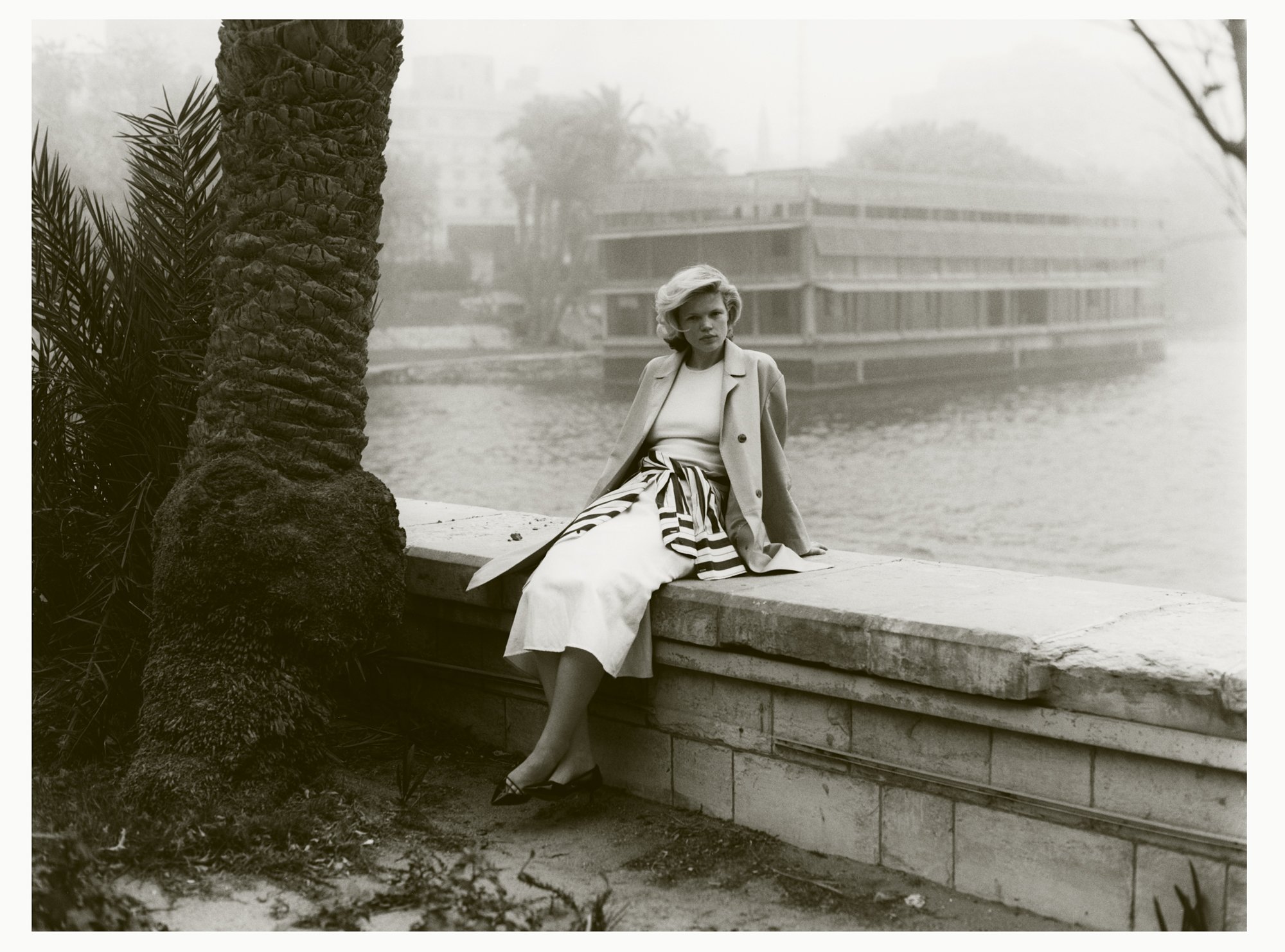 HANDPRINT_VOGUEPOLSKA_CAIRO06_LR.jpg