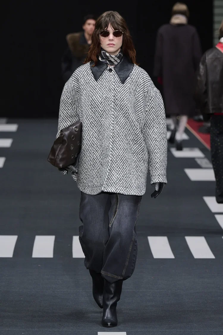 Look+22+of+30+Baum+und+Pferdgarten+AW26.webp