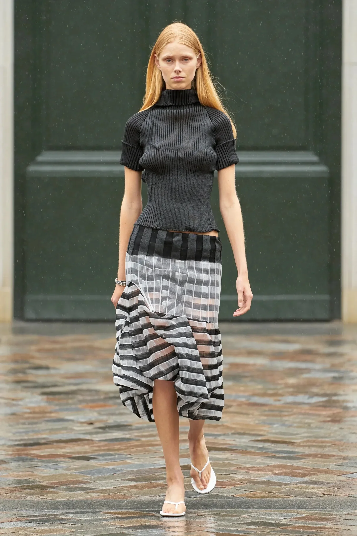00003-a-roege-hove-spring-2024-ready-to-wear-copenhagen-credit-gorunway.webp