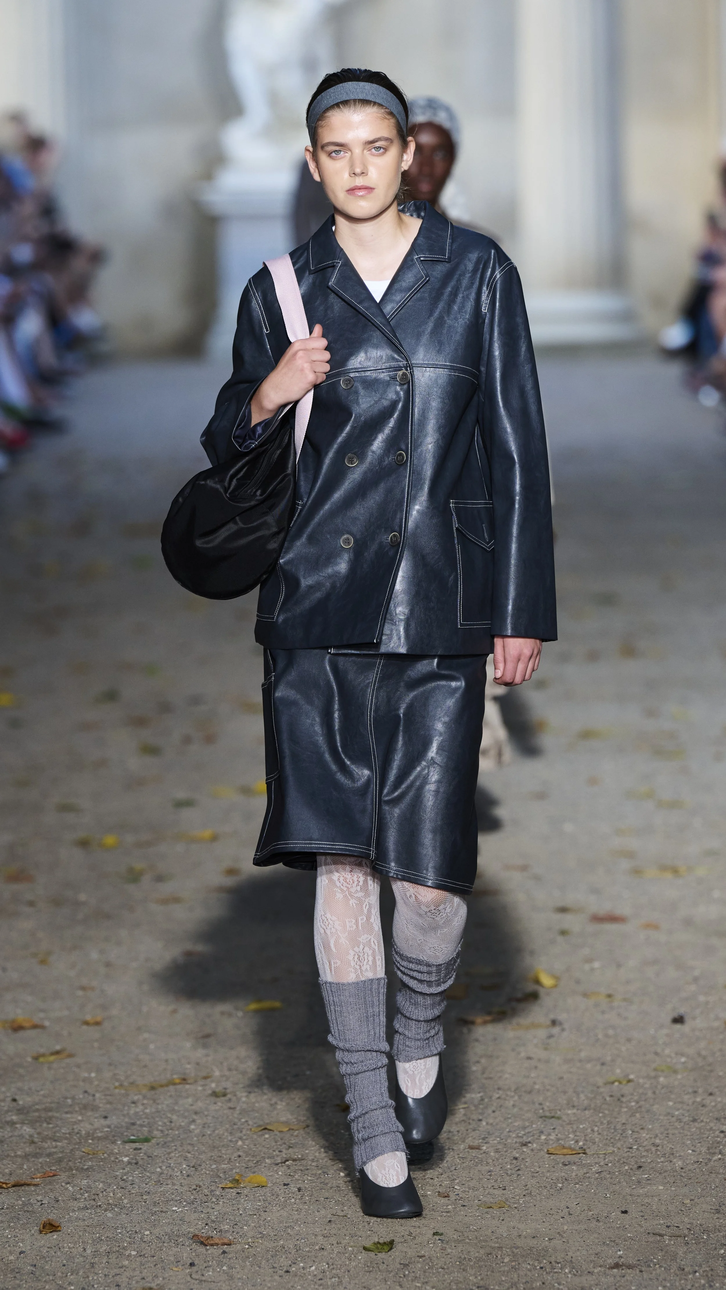 Look 2 of 30 Baum und Pferdgarten SS27.jpg