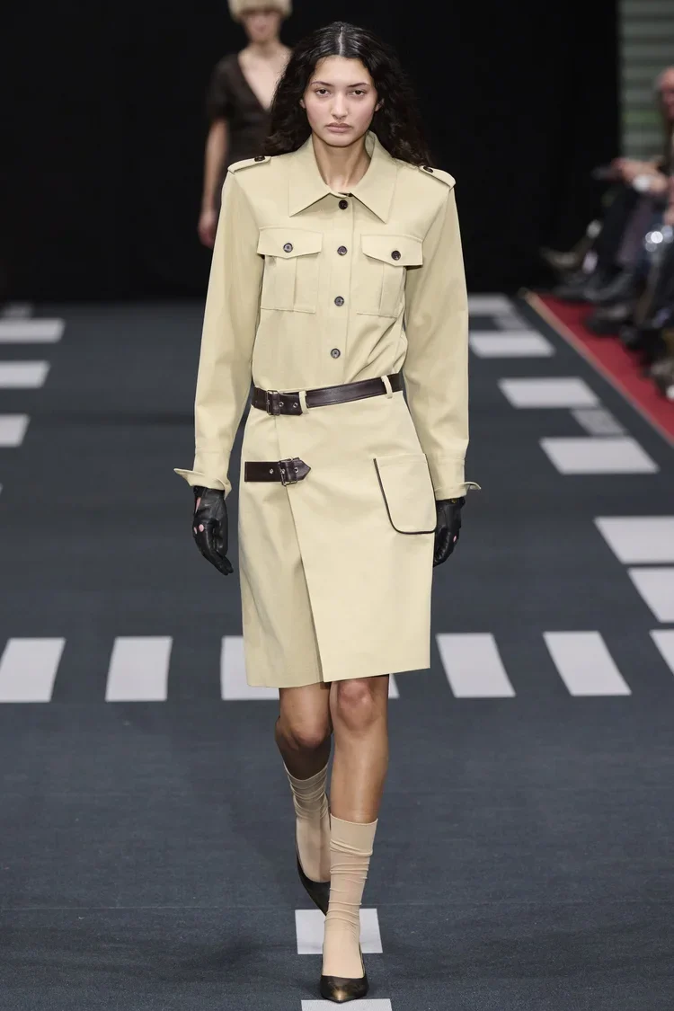 Look+2+of+30+Baum+und+Pferdgarten+AW26.webp