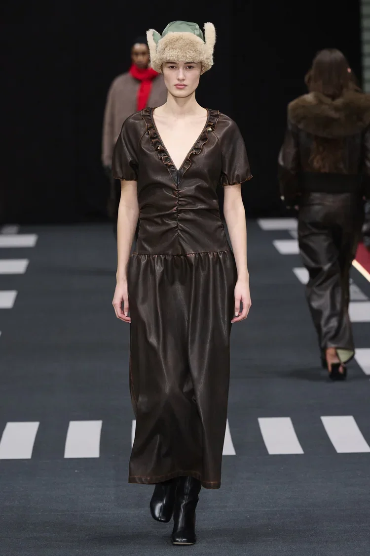 Look+3+of+30+Baum+und+Pferdgarten+AW26.webp