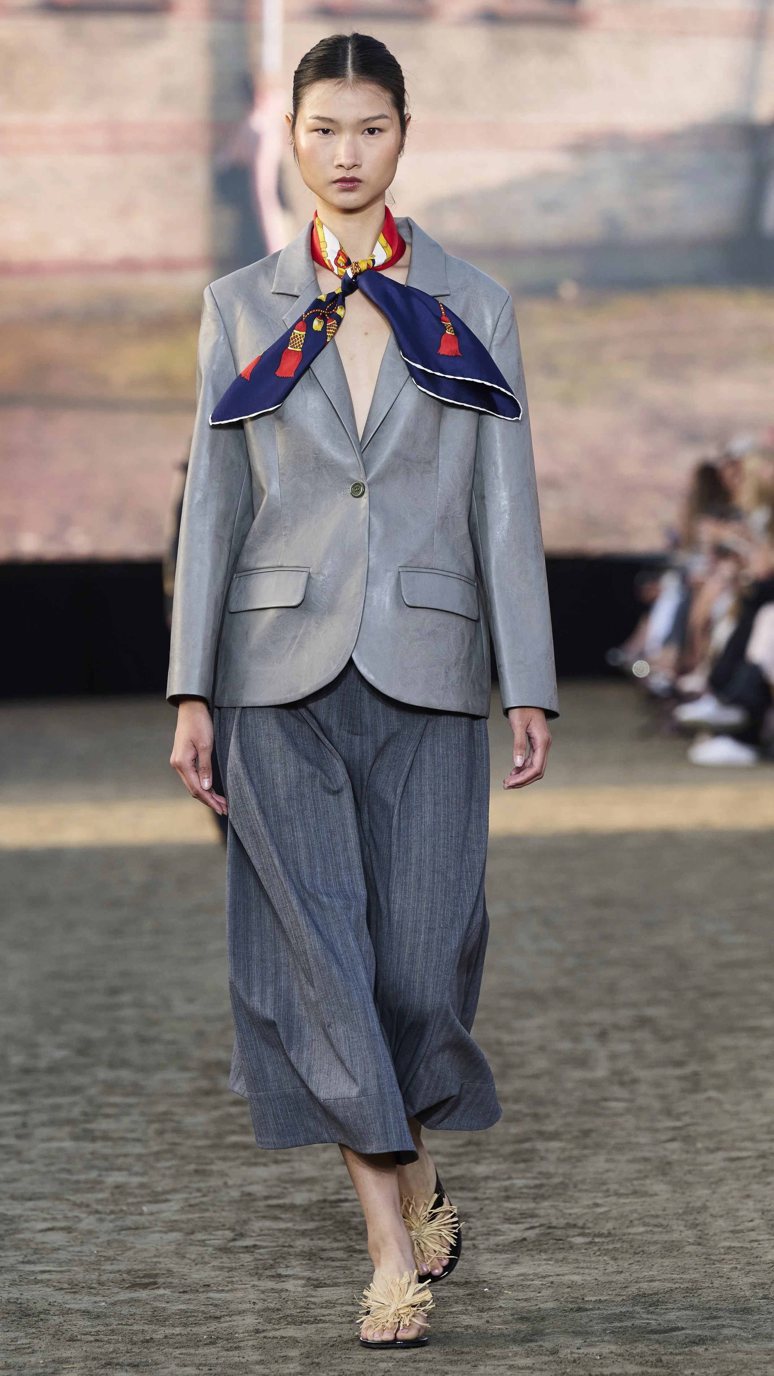 Look+2+of+32+Baum+und+Pferdgarten+SS26.webp