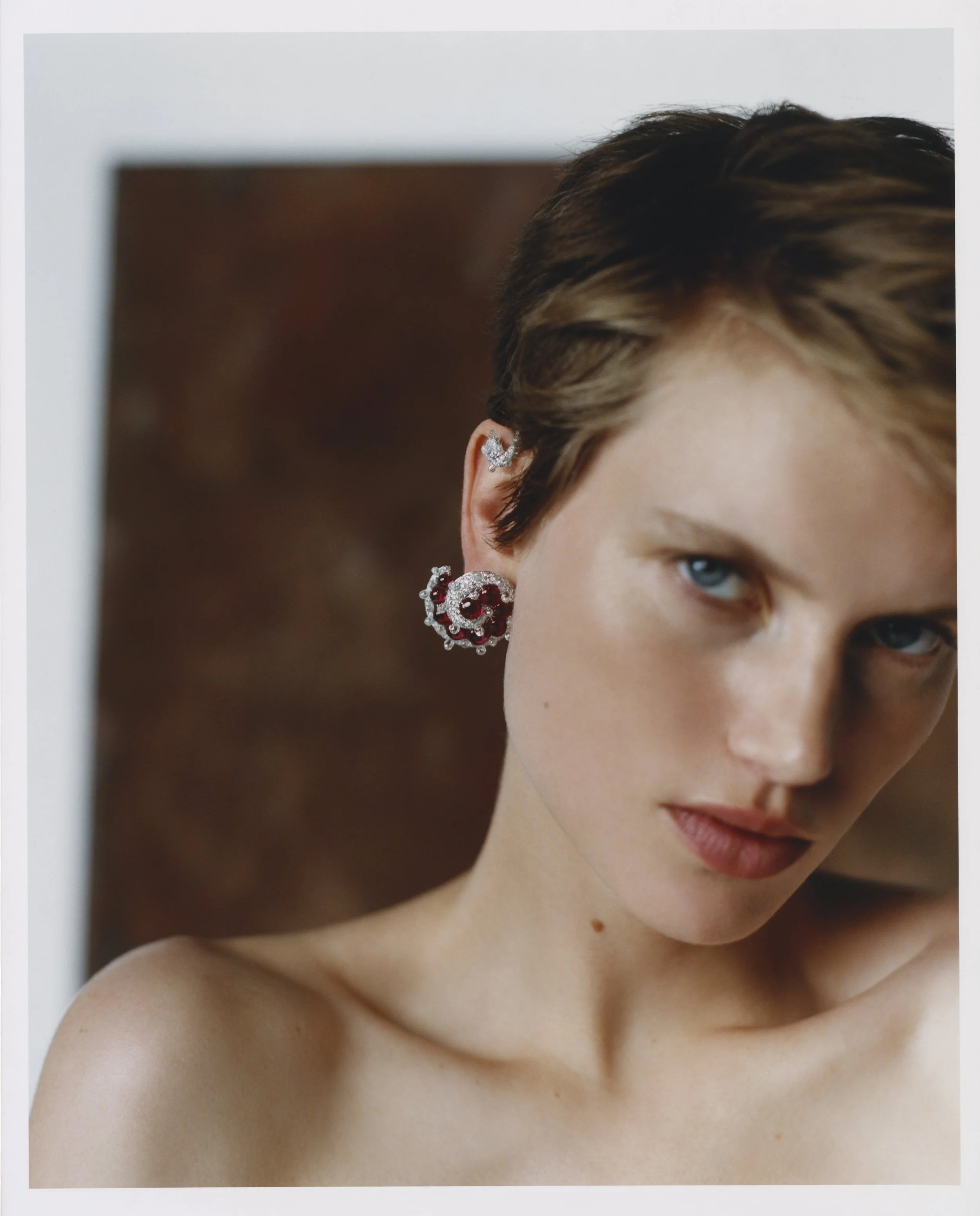 Vogue_Turkiye_October_Cover_Agata_Serge_11.jpg