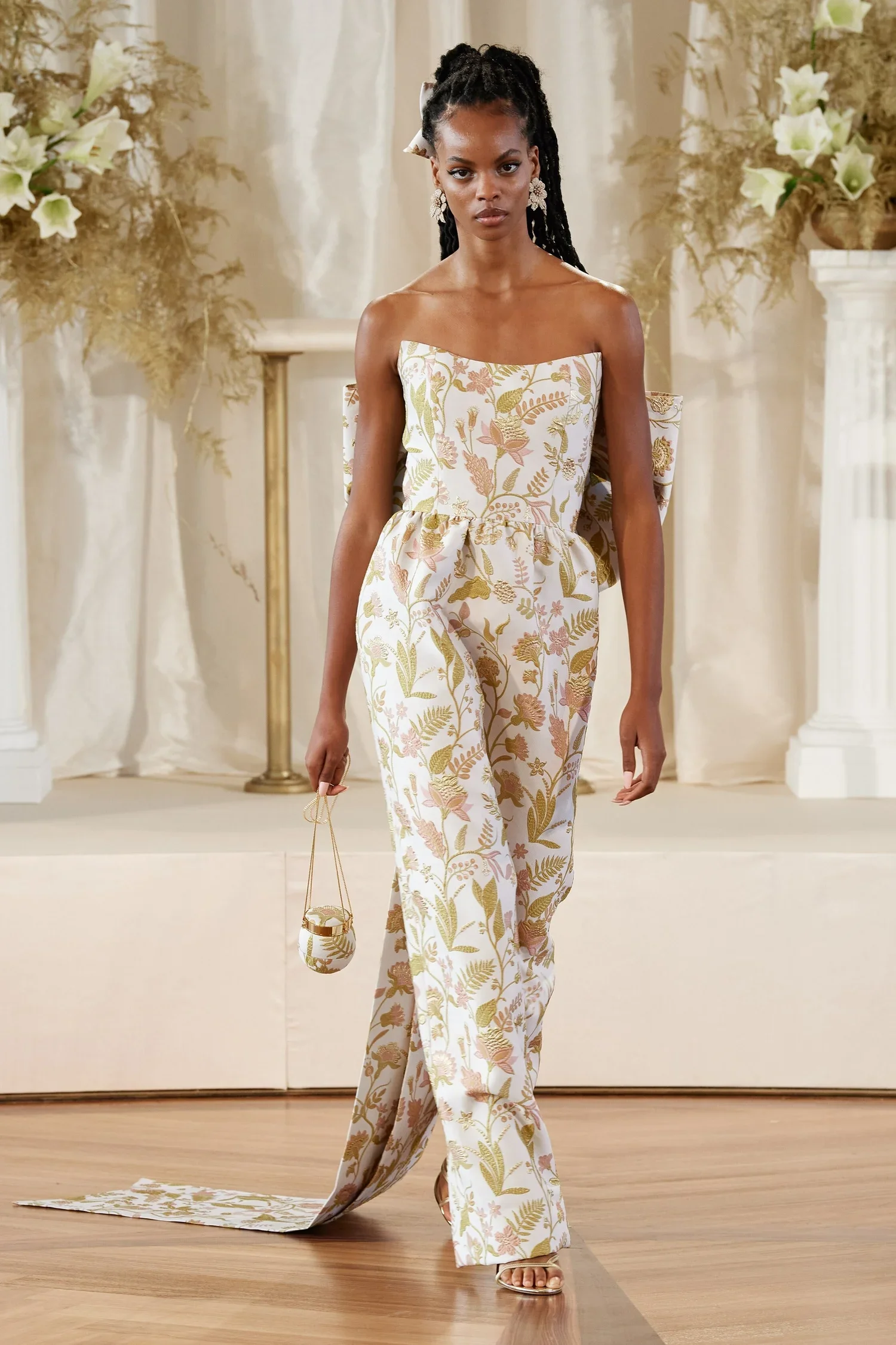 00005-Markarian-Spring-22-New-York-credit-Gorunway5.webp