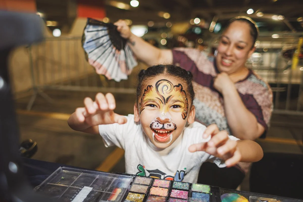 Face-Painted-Boy-as-Tiger-1200.jpg