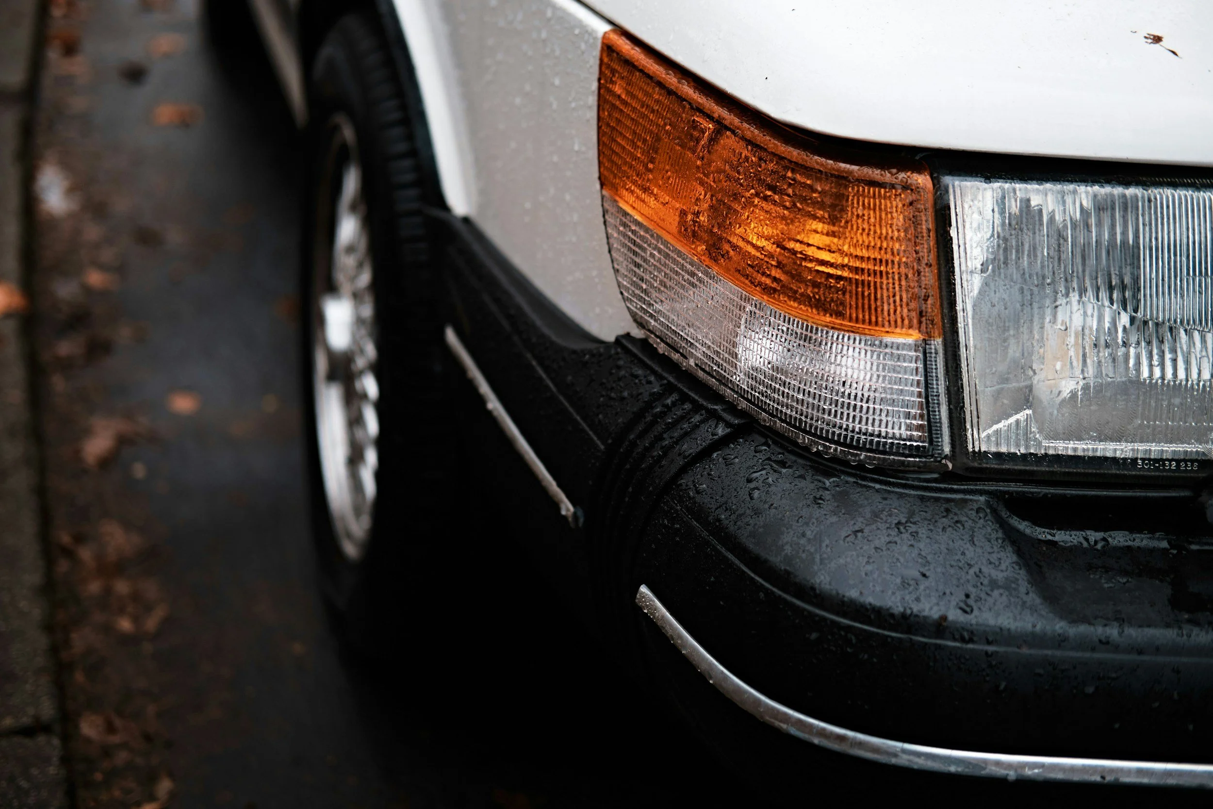 Restoring faded plastic trims and bumpers Kent