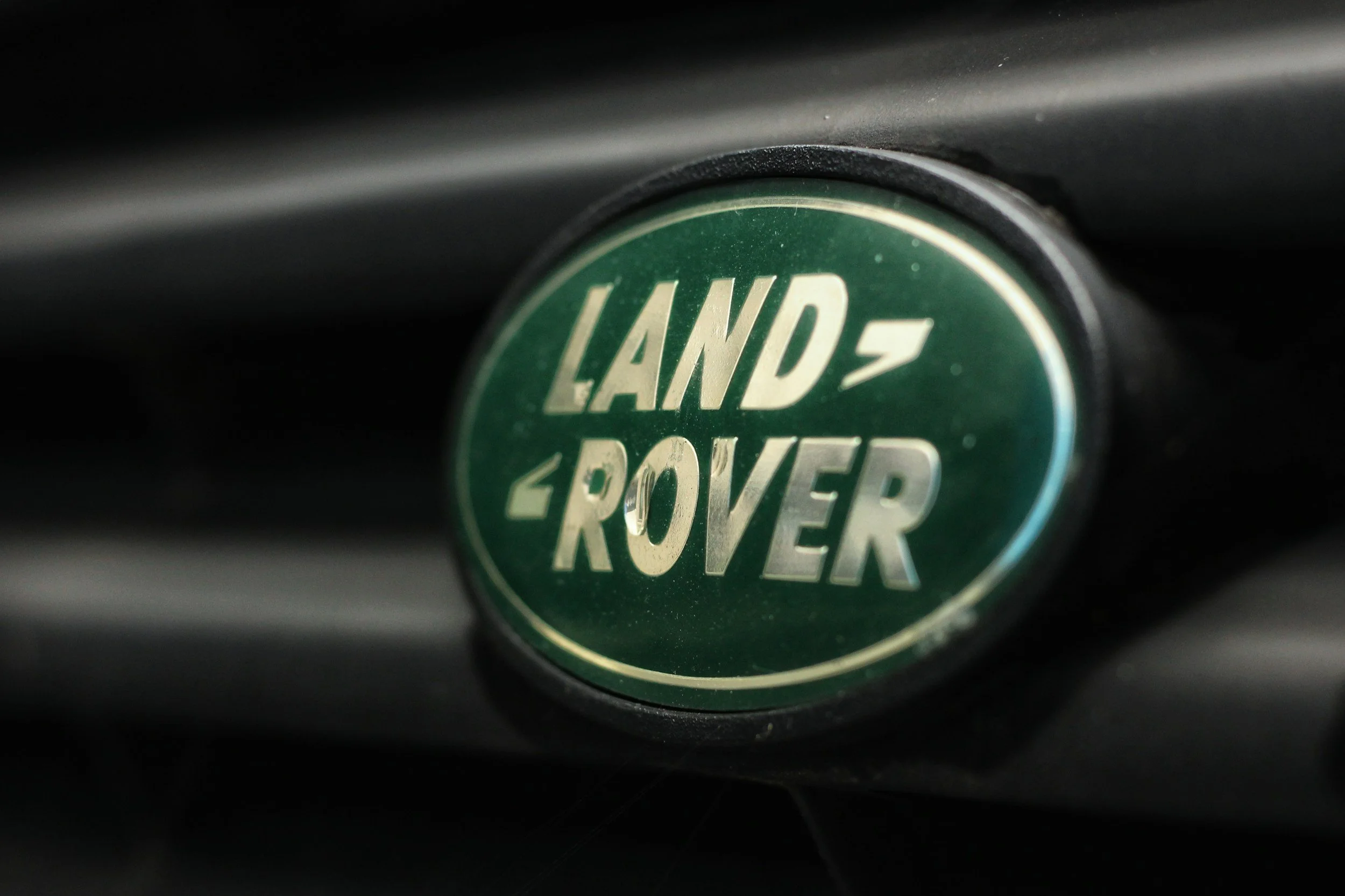 estored faded plastic trim on Range Rover