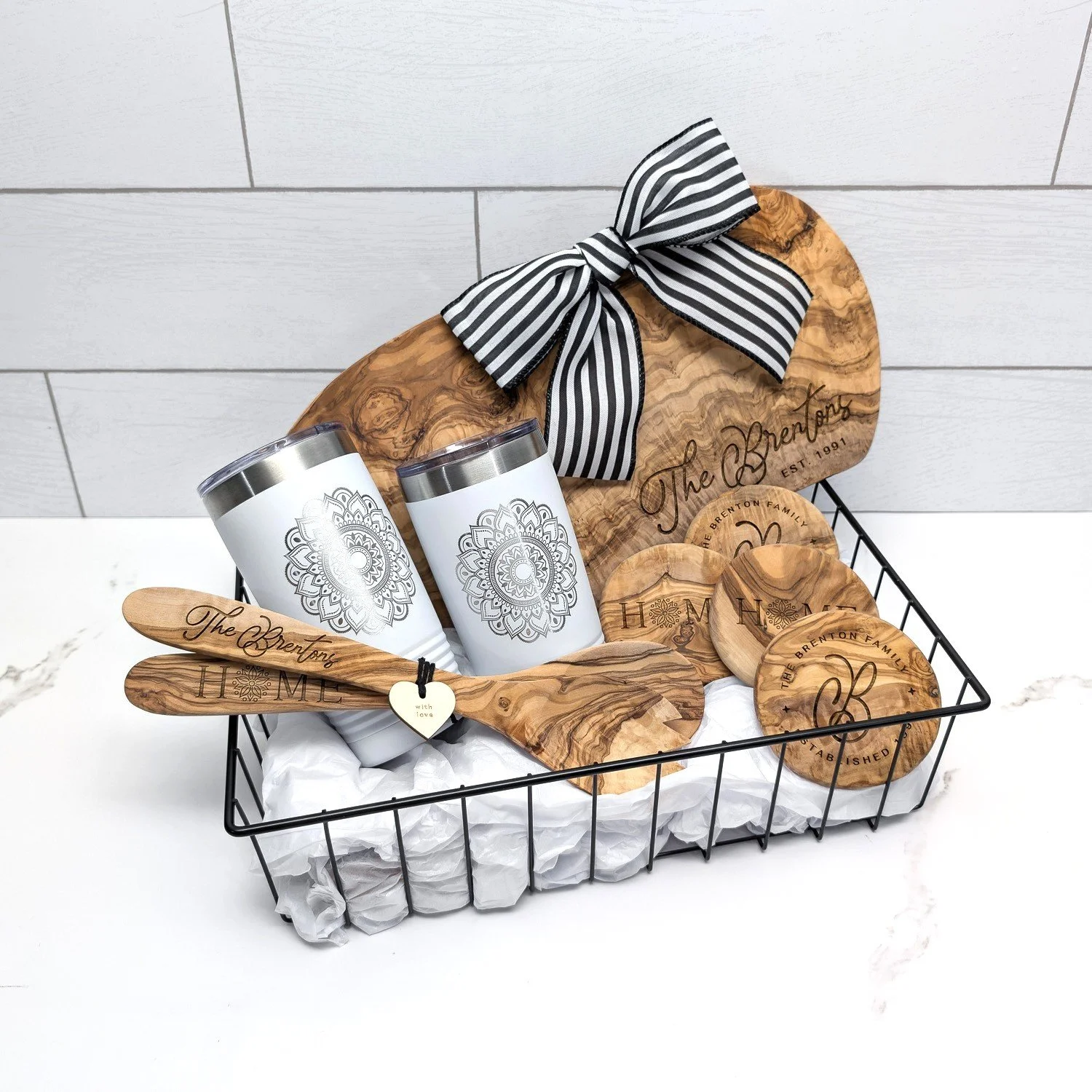 specialty_anniversary_gift_kit_basket.jpg
