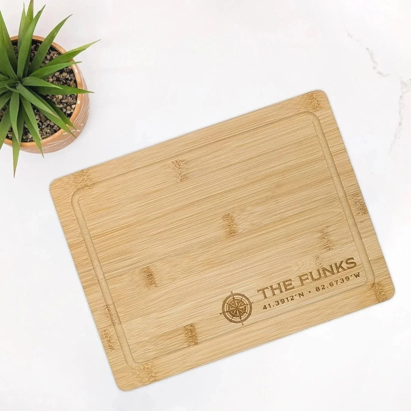 signature_cutting_board_bamboo%2B%25283%2529.jpg