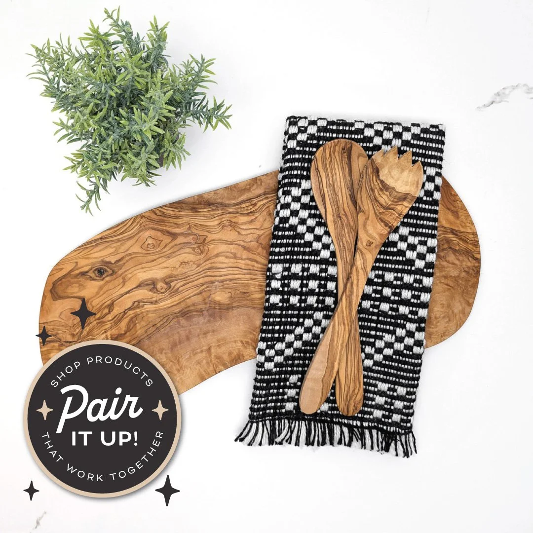 pair_serving_olive_wood_utensils.jpg